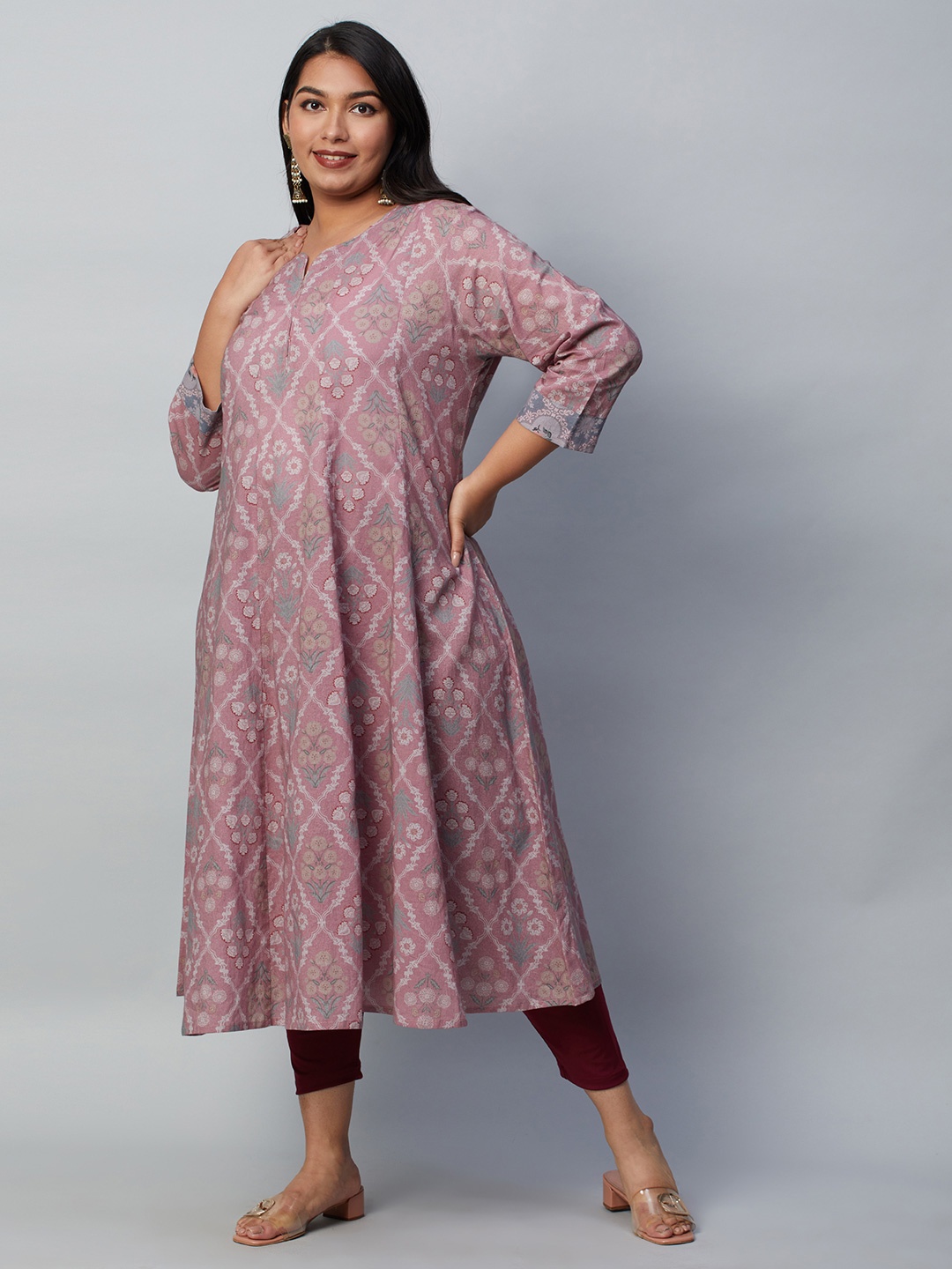 

Big Hello - The Plus Life V-Neck Cotton Geometric Anarkali Kurta, Pink