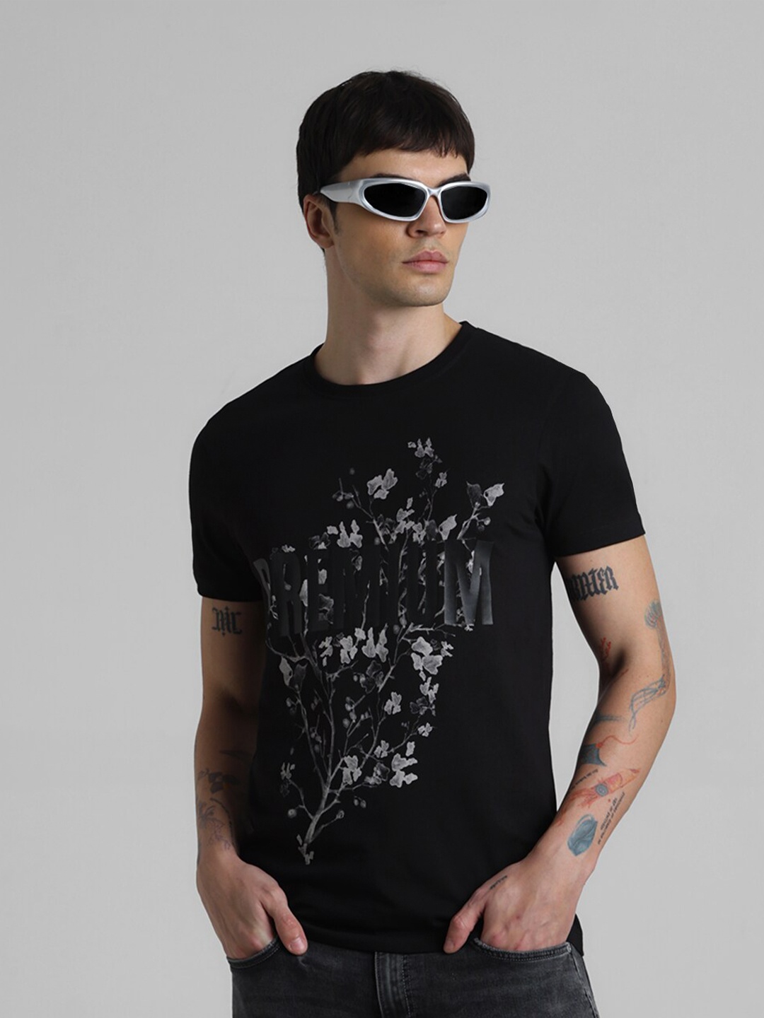 

Jack & Jones Floral Printed Crew Neck Cotton Slim Fit T-shirt, Black