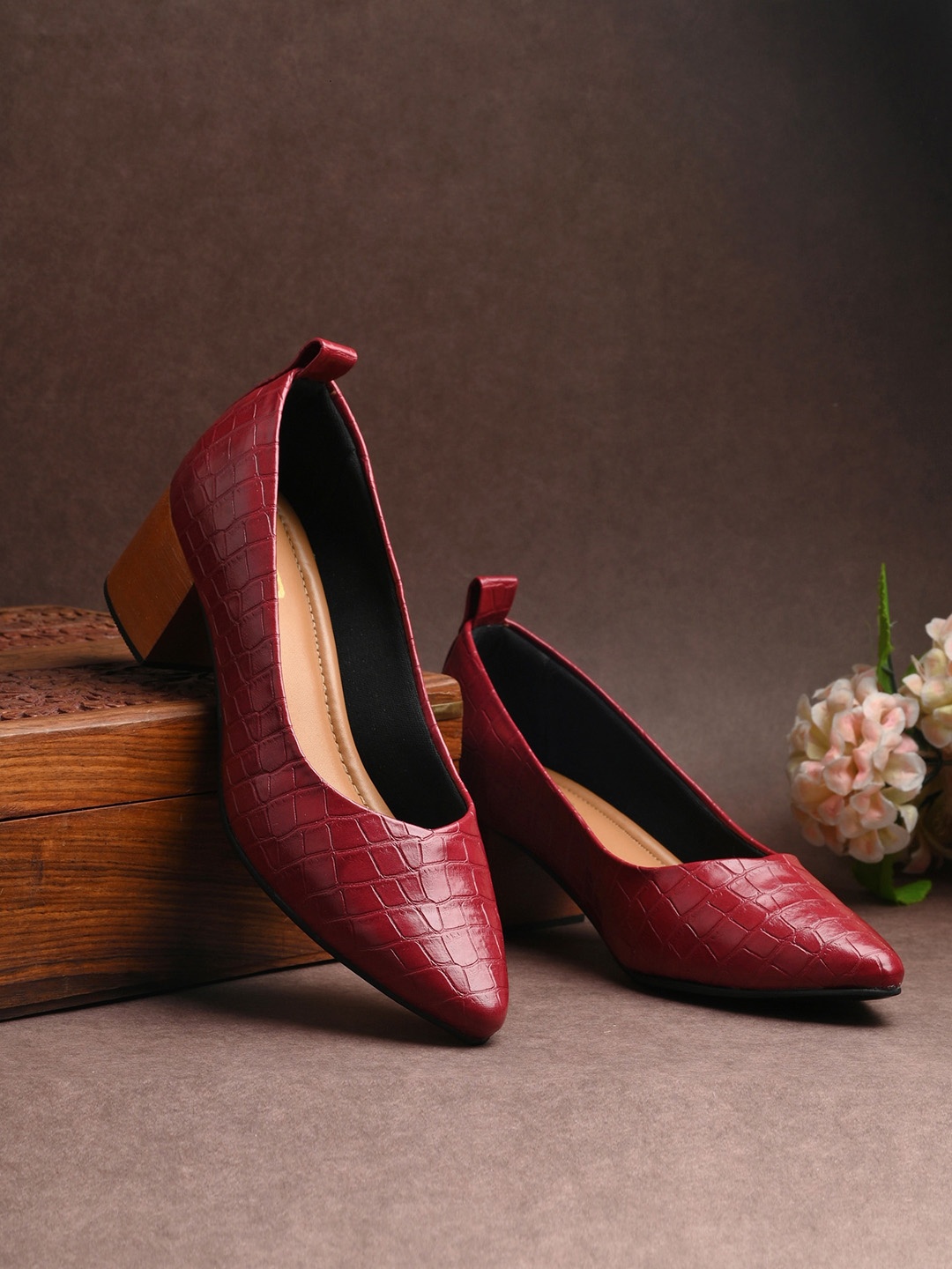 

The Roadster Lifestyle Co. Maroon Textured Block Heel Pumps