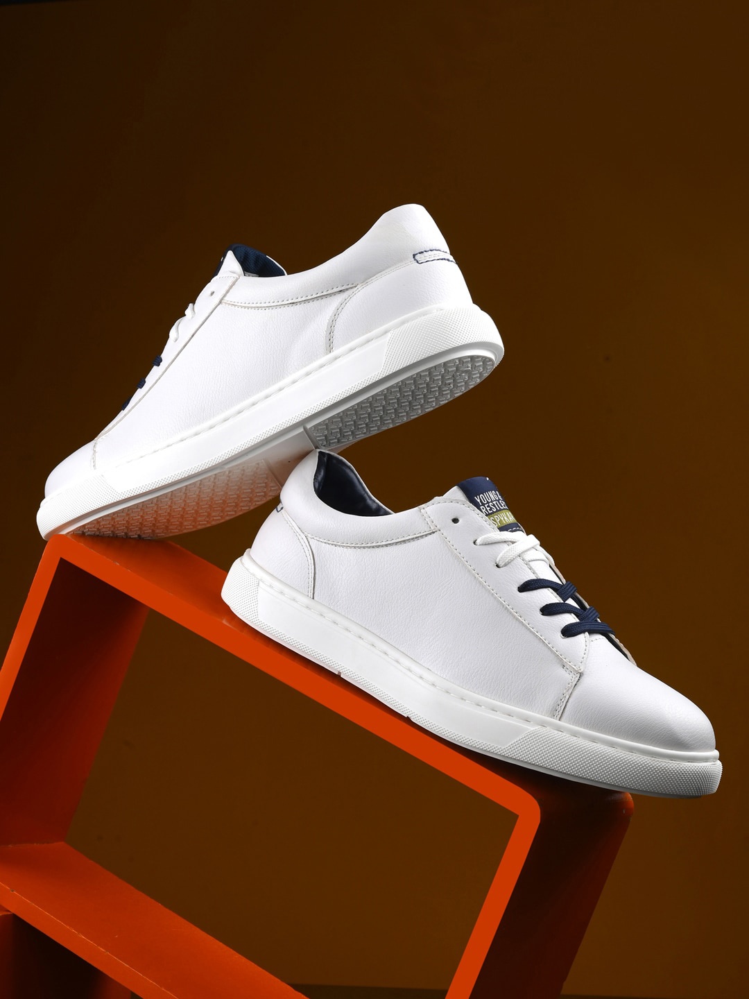 

SPYKAR Men Comfort Insole Lace-Ups Sneakers, White