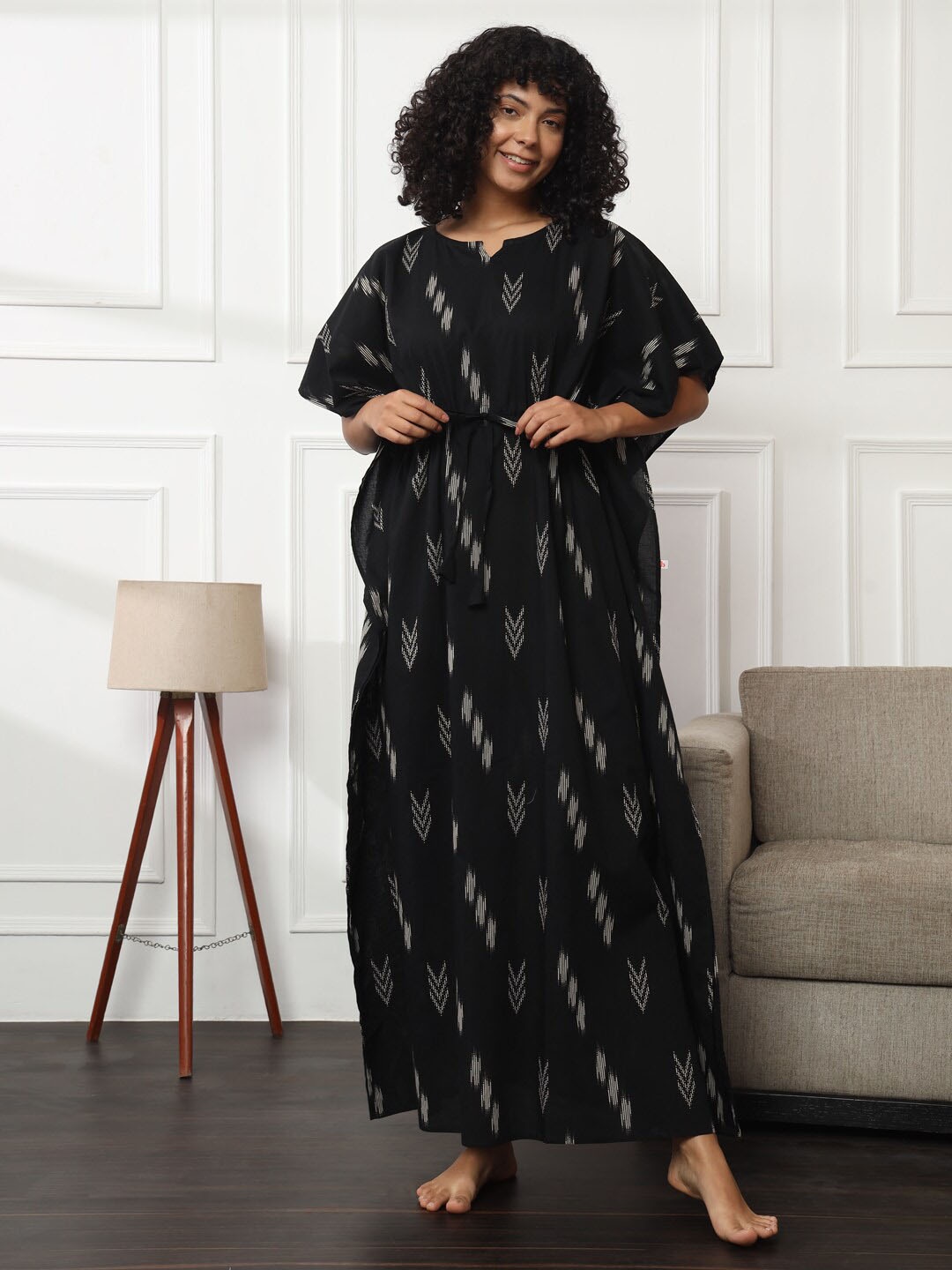 

Bannos Swagger Black Geometric Printed Pure Cotton Maxi Kaftan Nightdress