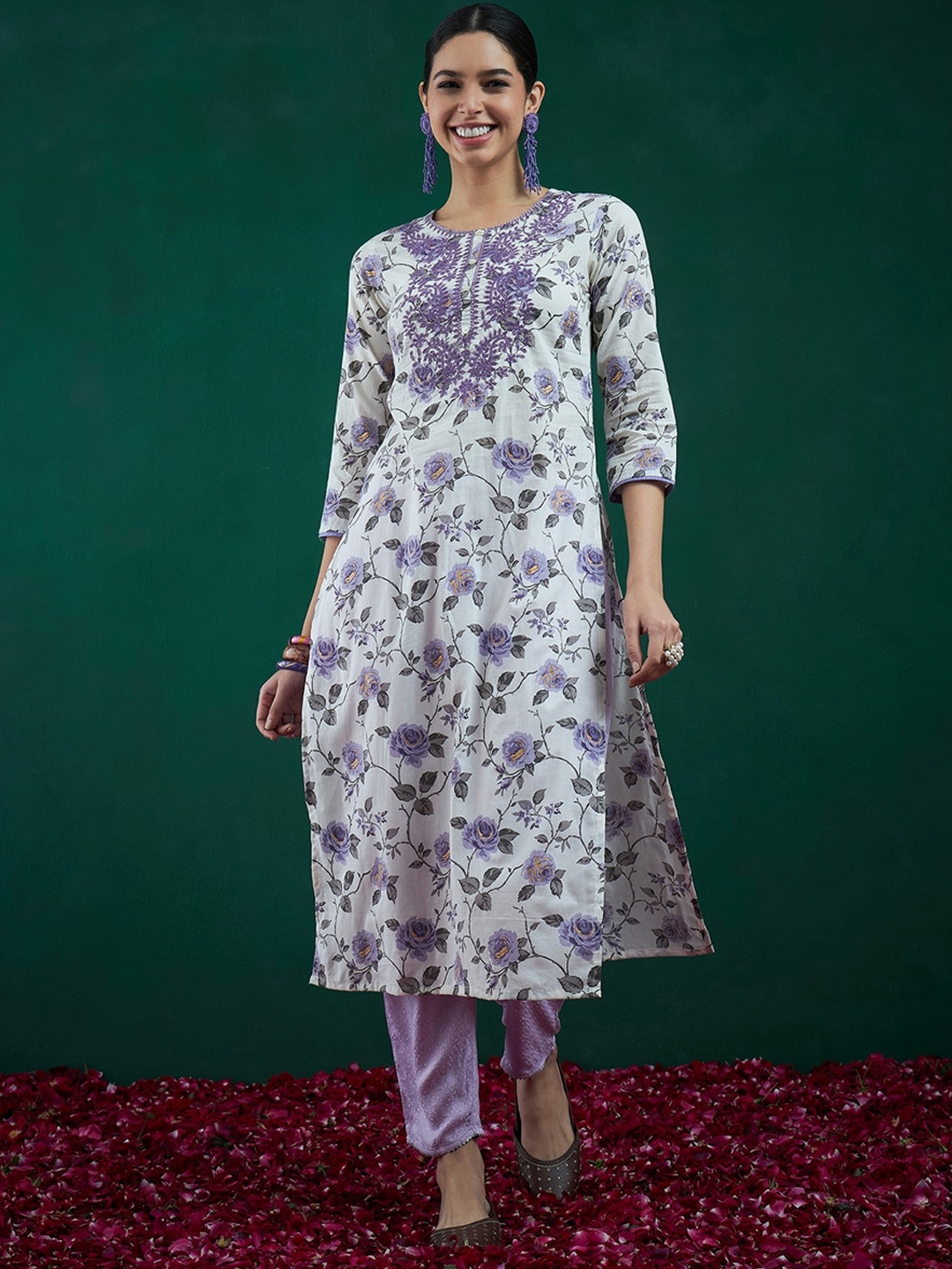 

Indo Era Floral Printed Pure Cotton Kurta, Off white