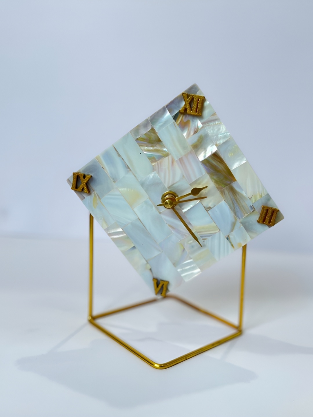 

HOMEARTE Off White & Gold Toned Mother of Pearl Diamond Table Clock