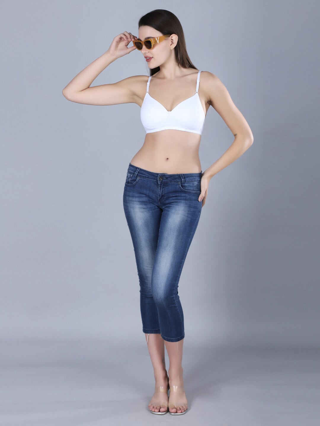 

Herryqeal Everyday Bra - Full Coverage Lightly Padded, White