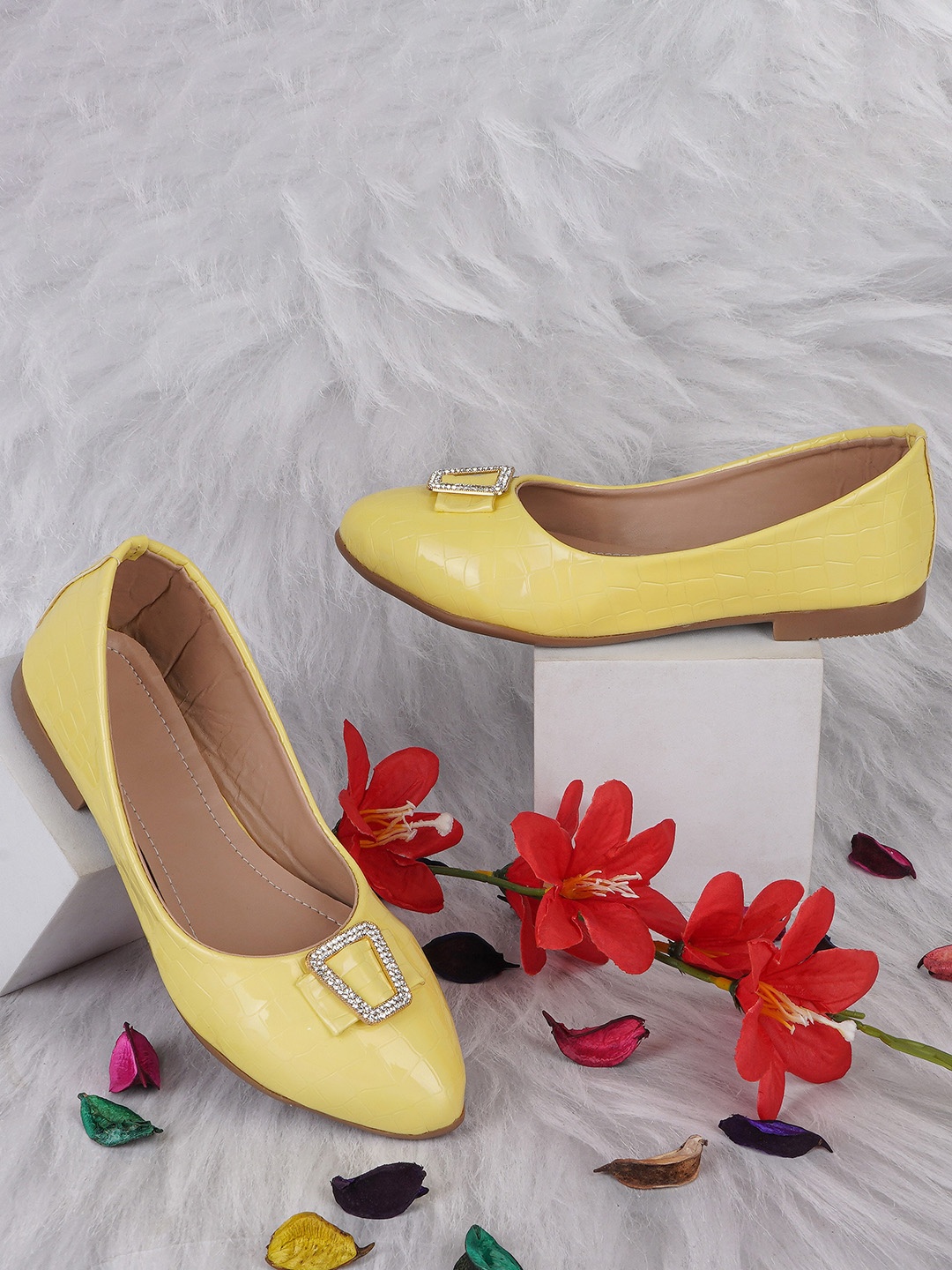 

BAESD Girls Textured Embellished Ballerinas, Yellow