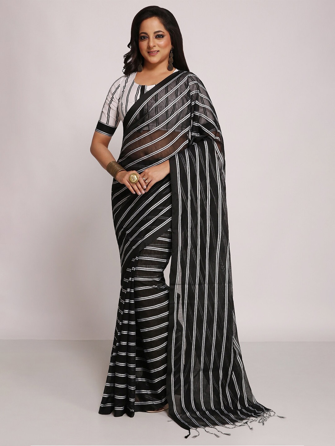 

WoodenTant Striped Cotton Silk Saree with Tassels, Black