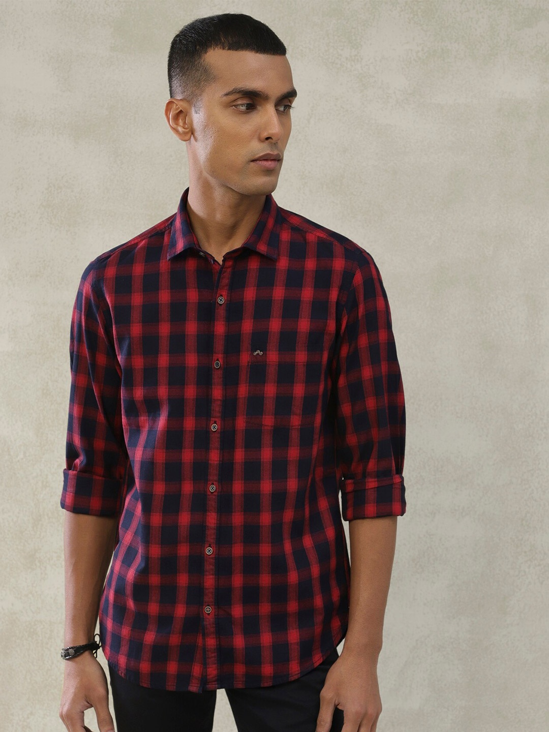 

Turtle Relaxed Slim Fit Buffalo Checked Pure Cotton Casual Shirt, Navy blue