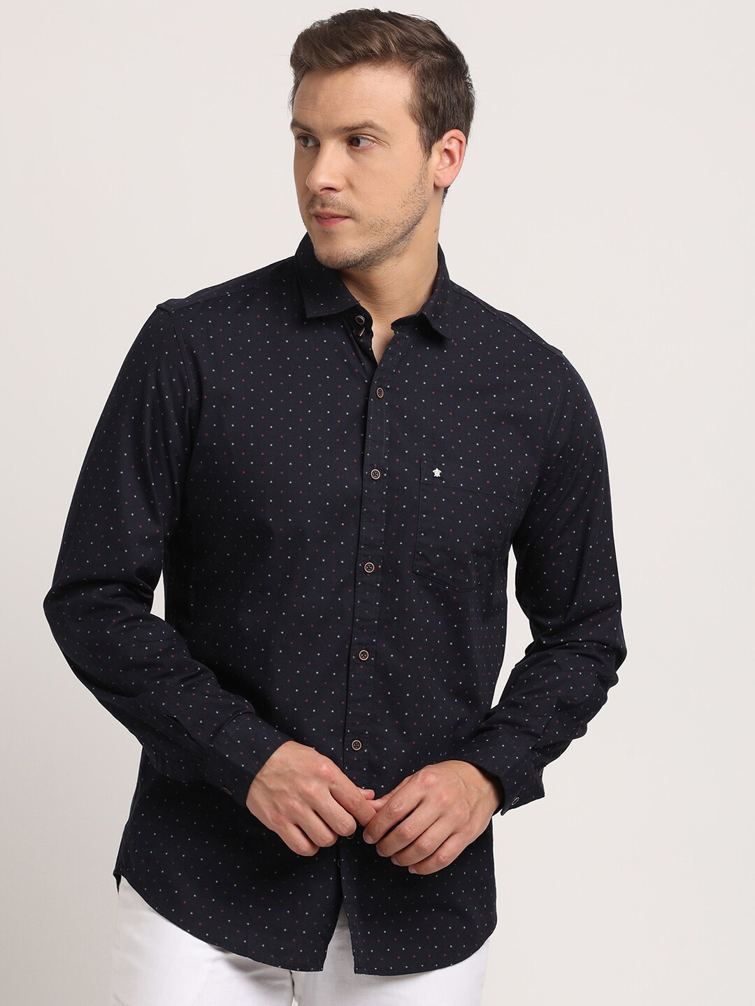 

Turtle Relaxed Slim Fit Micro Ditsy Printed Pure Cotton Casual Shirt, Navy blue