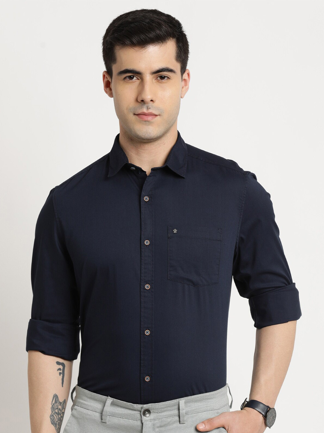 

Turtle Relaxed Slim Fit Spread Collar Cotton Casual Shirt, Navy blue