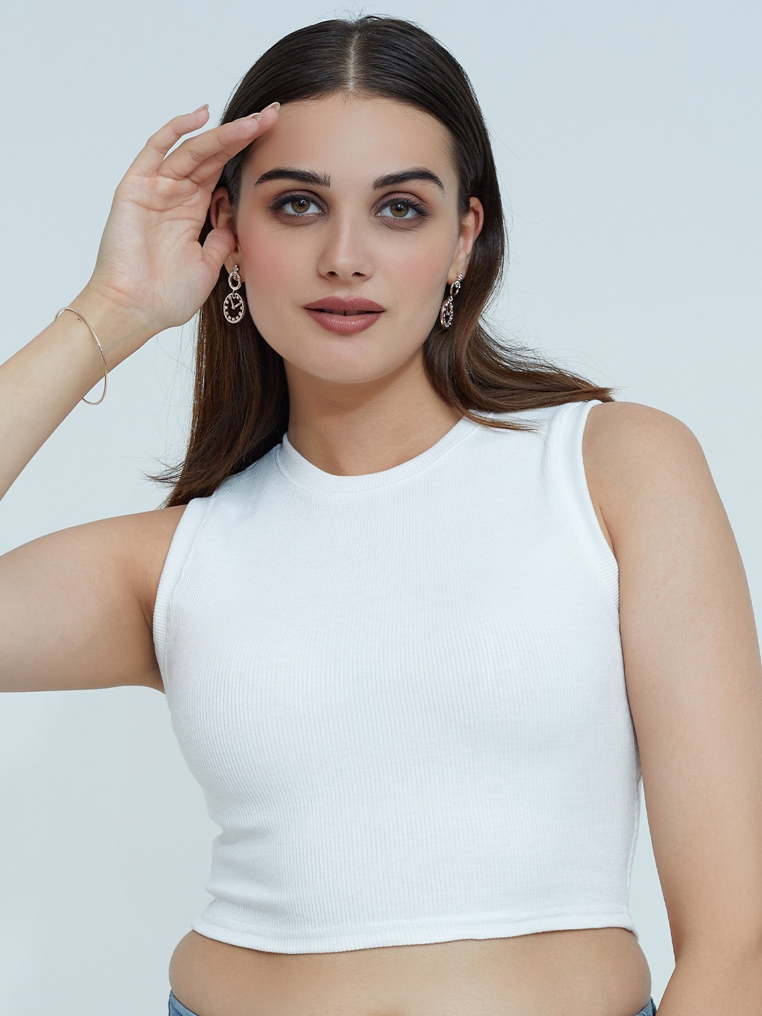 

BerryBird Striped Round Neck Crop Top, White