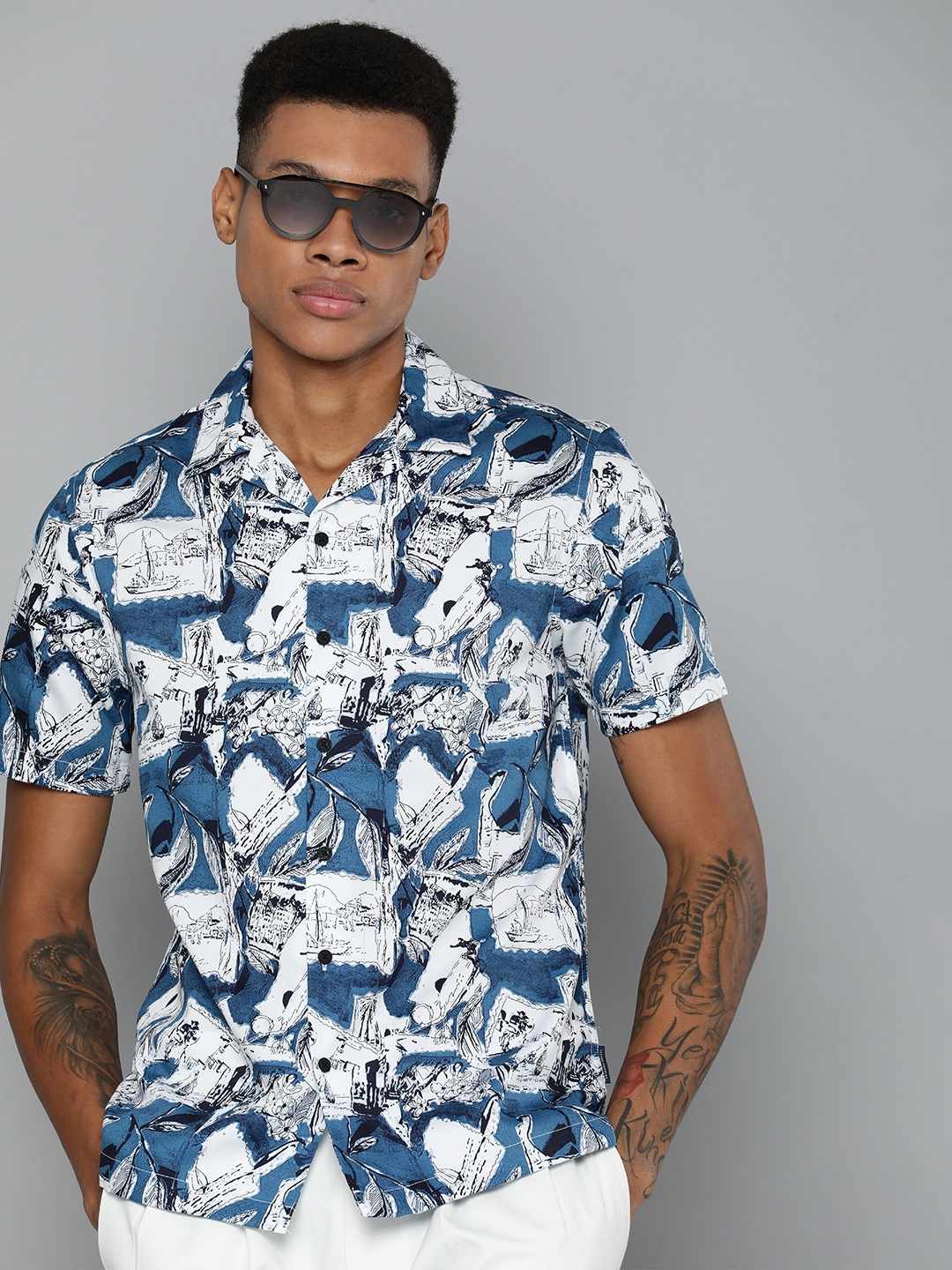 

Flying Machine Pure Cotton Abstract Printed Casual Shirt, Blue