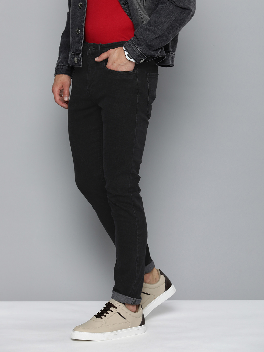 

Flying Machine Men Slim Tapered Fit Light Fade Stretchable Mid-Rise Jeans, Black