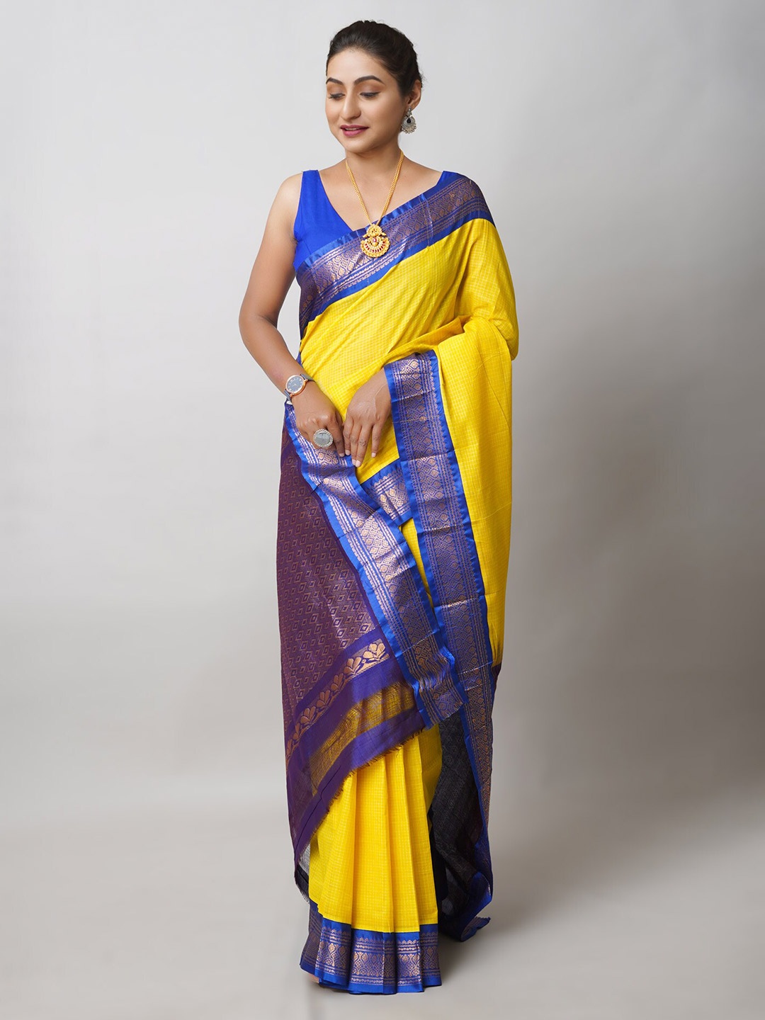 

Unnati Silks Woven Design Zari Pure Cotton Handloom Gadwal Saree, Yellow