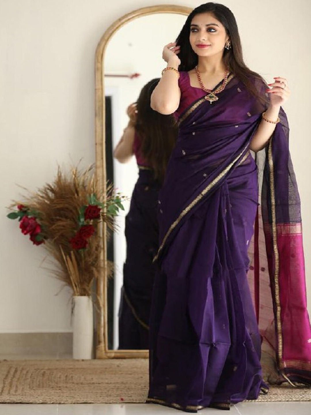 

ESOMIC EXPORT Ethnic Woven Design Zari Art Silk Banarasi Saree, Purple