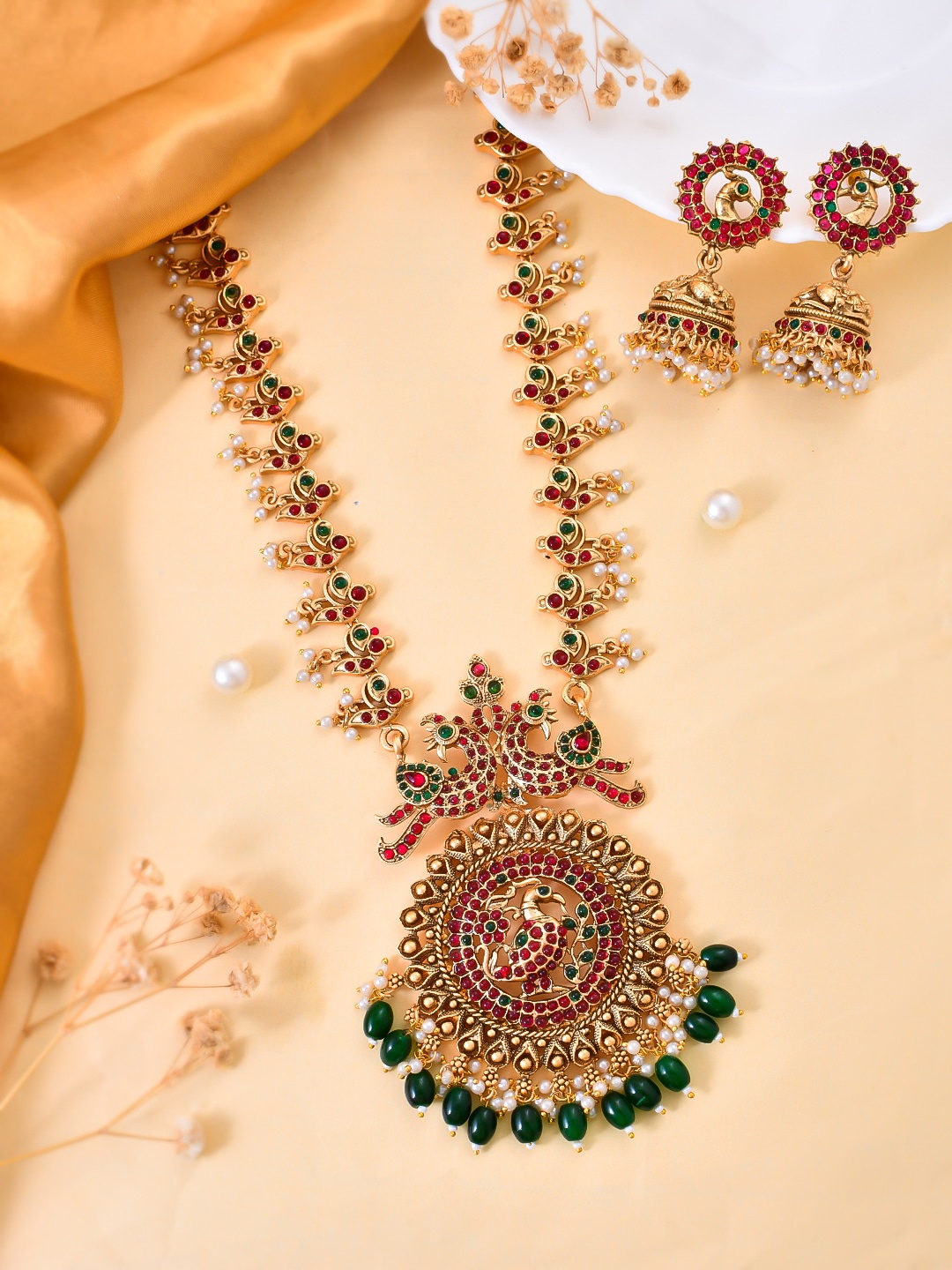 

Silvermerc Designs Gold Plated Kundan Studded Temple Jewellery Set