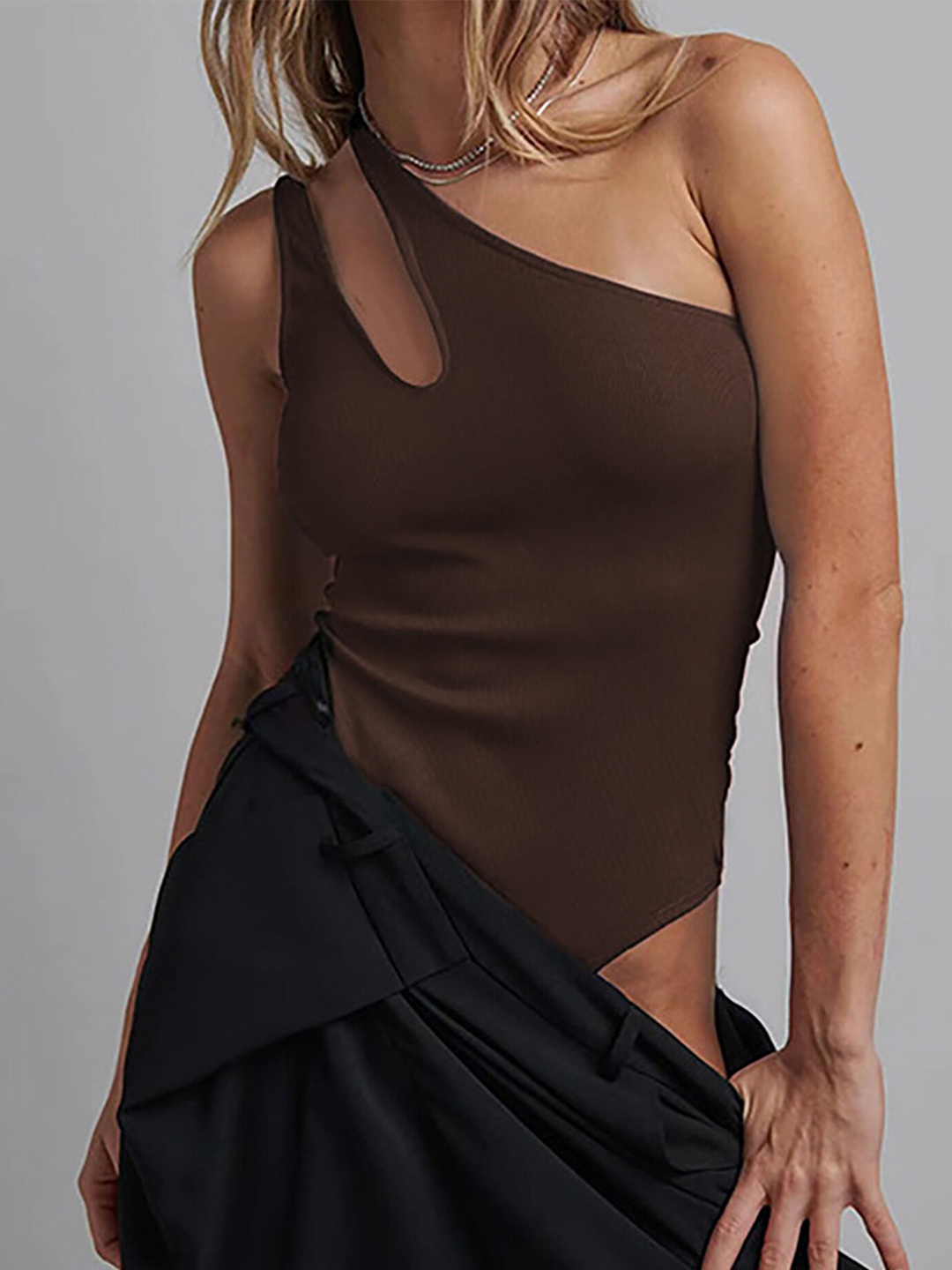 

LULU & SKY One Shoulder Bodysuit, Brown