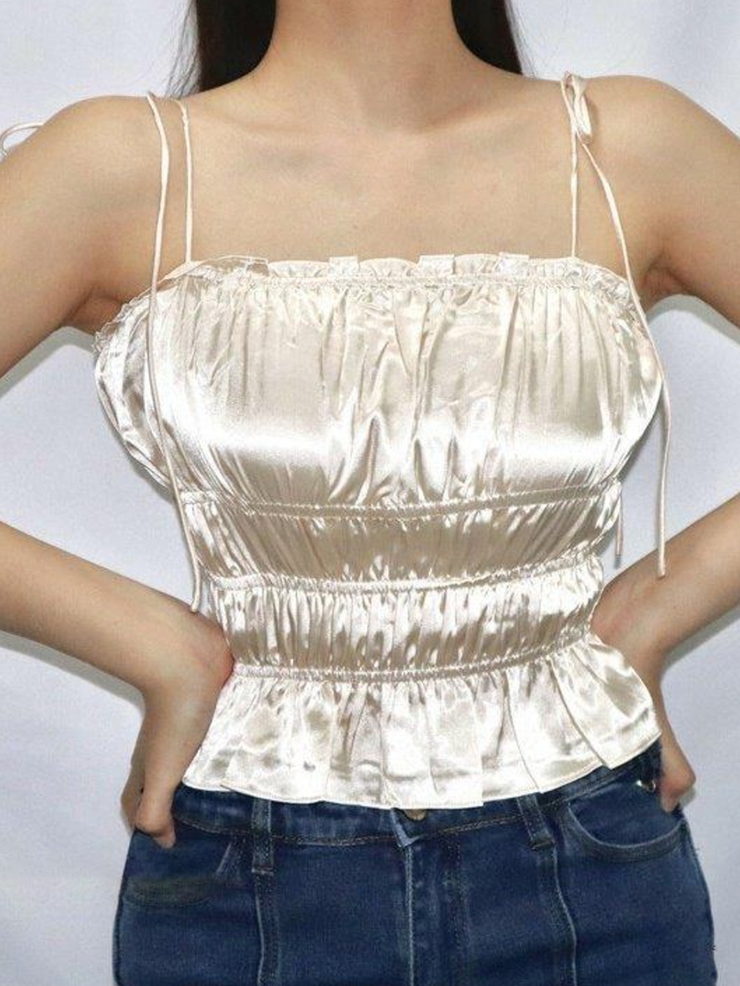 

LULU & SKY Top, Beige
