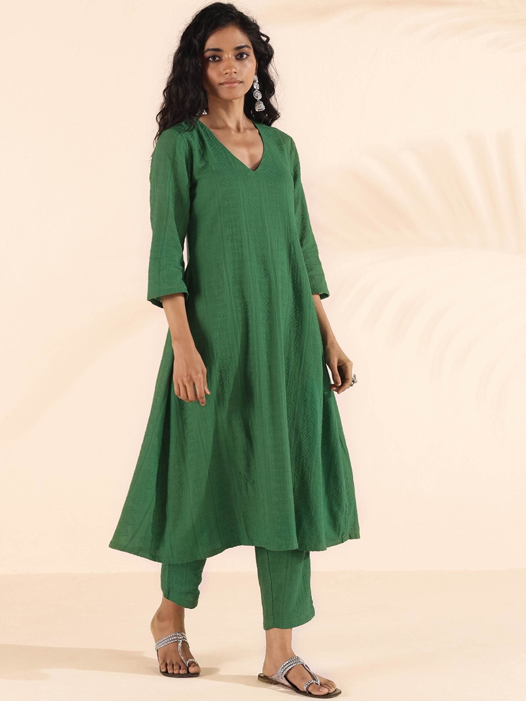 

trueBrowns Regular Pure Cotton Kurta with Palazzos, Green