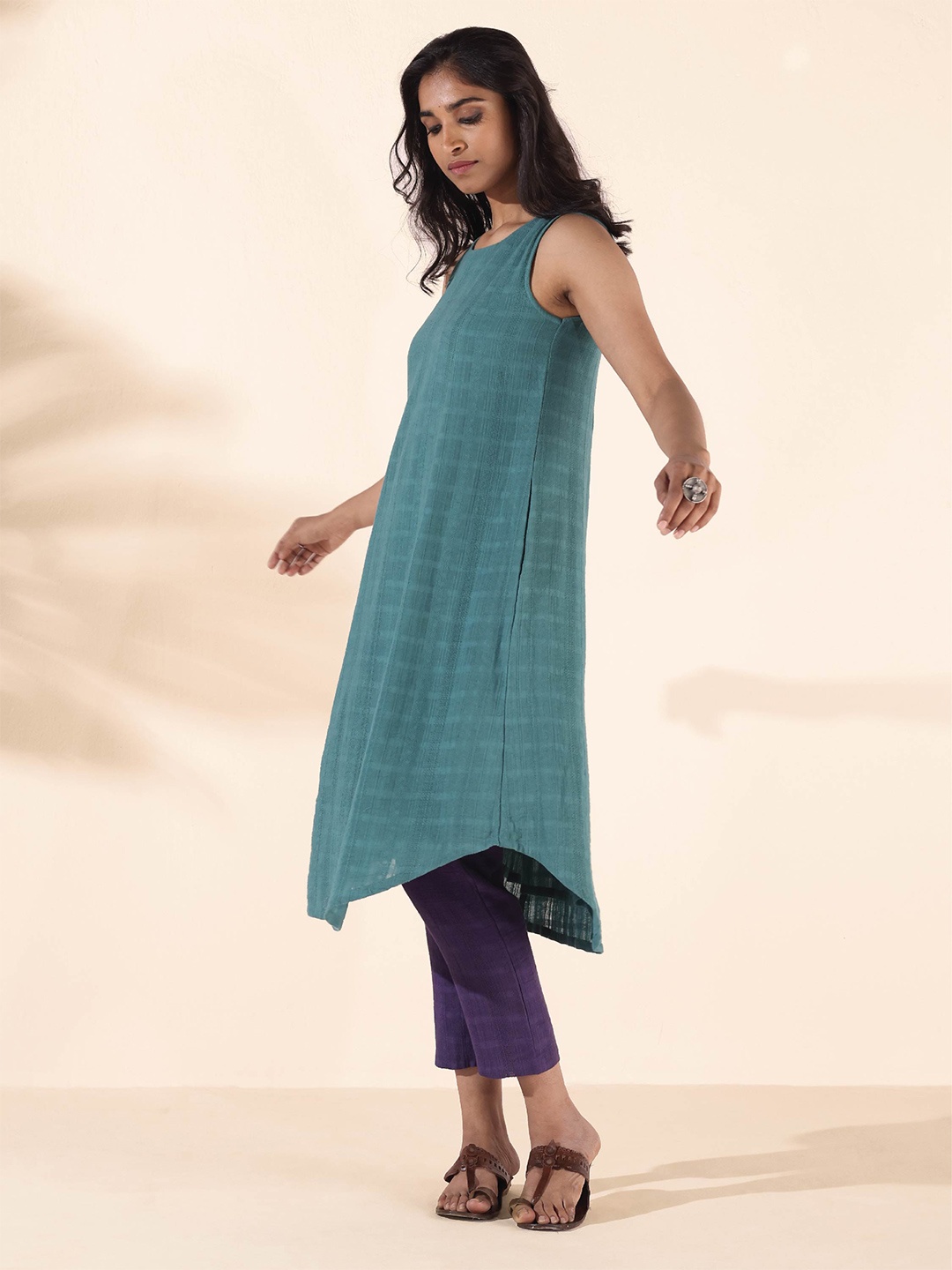 

trueBrowns Women Regular Pure Cotton Kurta with Palazzos, Turquoise blue