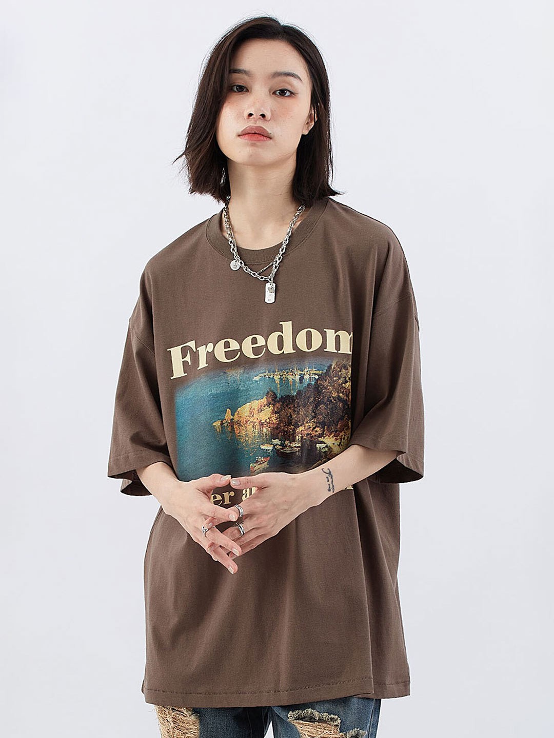 

LULU & SKY Graphic Printed Drop-Shoulder Sleeves Pure Cotton Boxy T-shirt, Khaki
