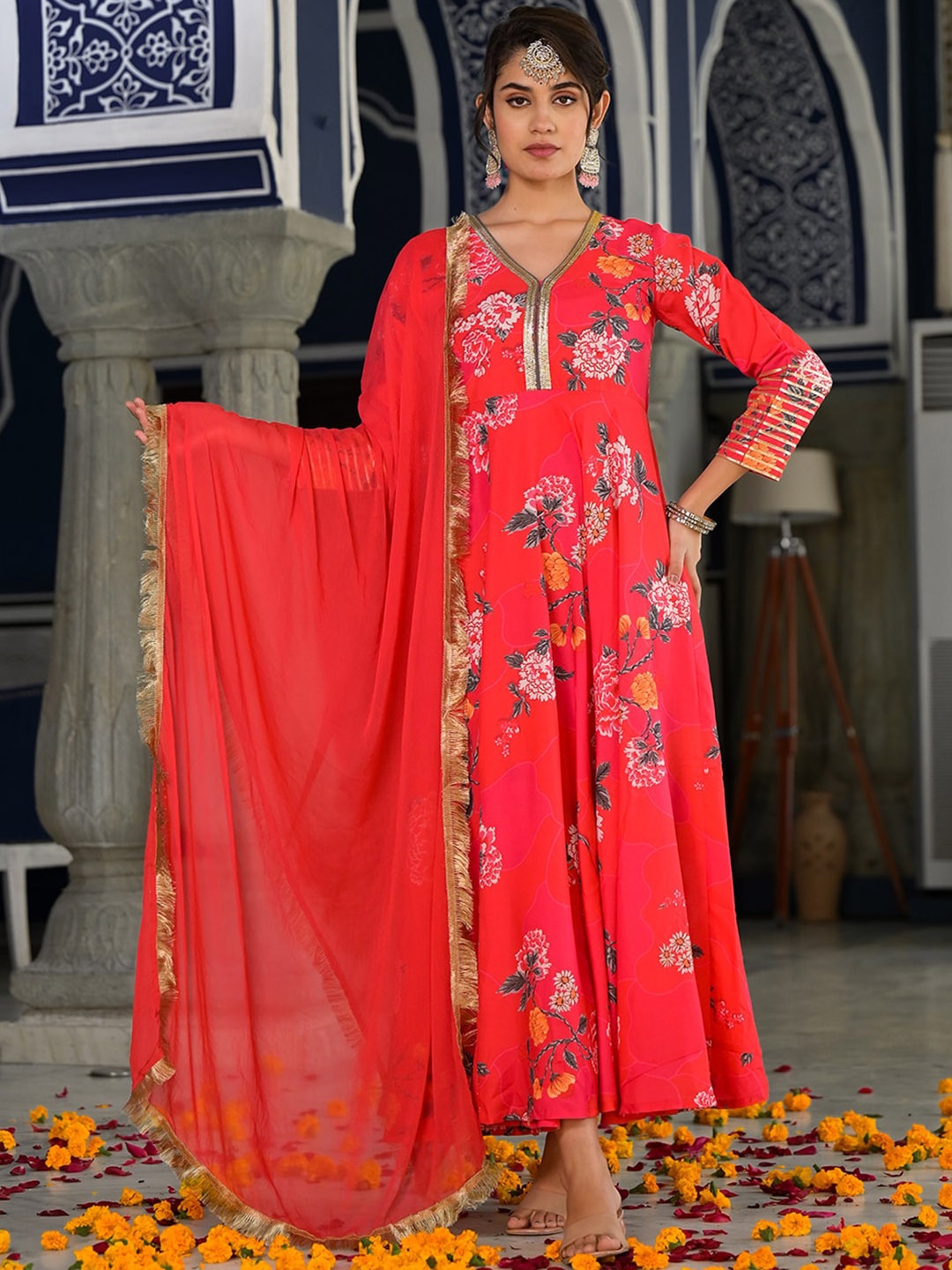 

Varanga Floral Printed Gota Empire Anarkali Kurta With Dupatta, Pink