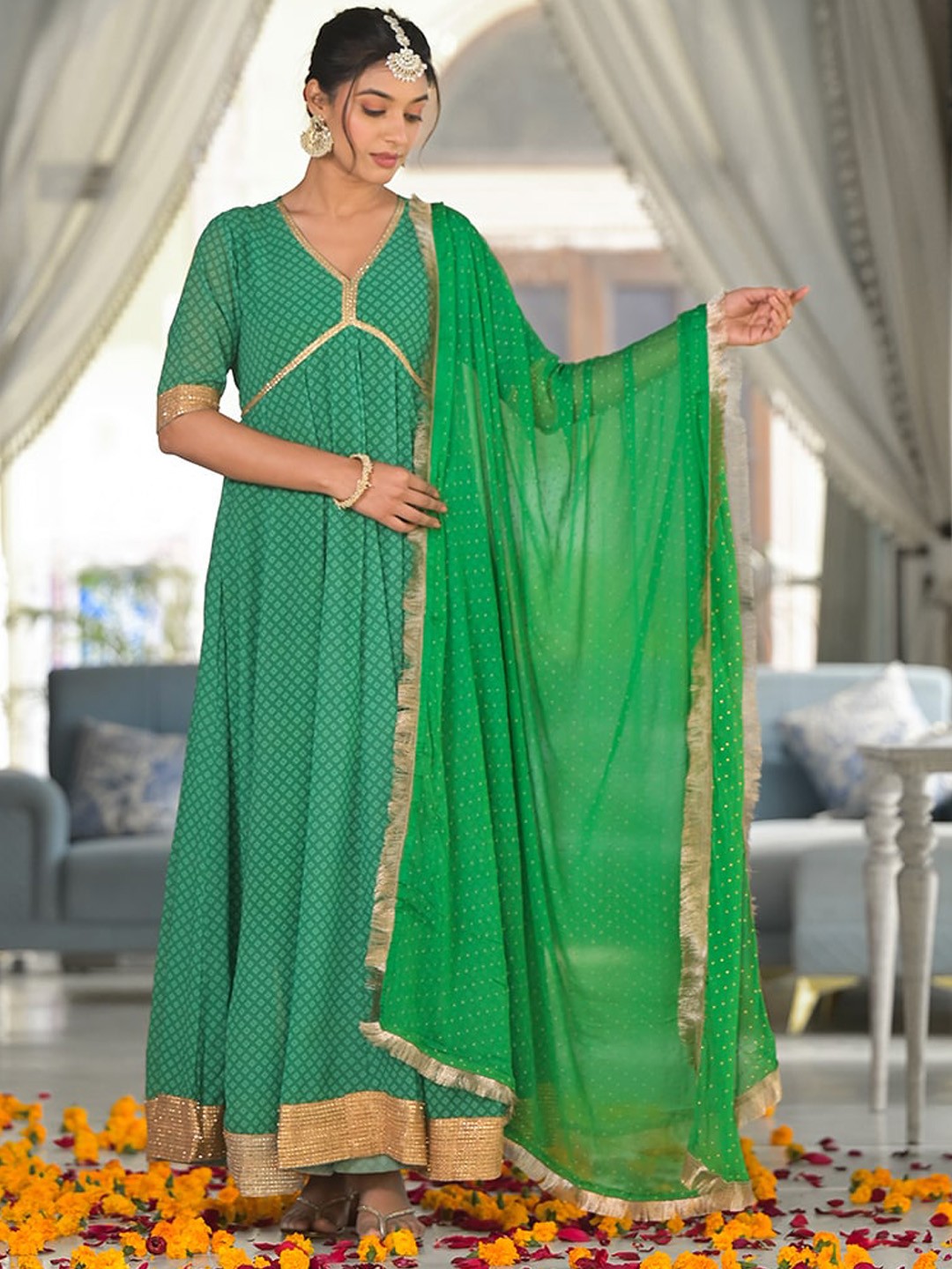 

Varanga Women Geometric Striped Flared Sleeves Georgette Kurta, Green