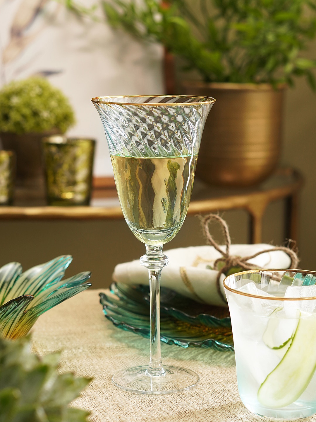 

Pure Home and Living Blue 2 Pieces Textured Wine Glasses