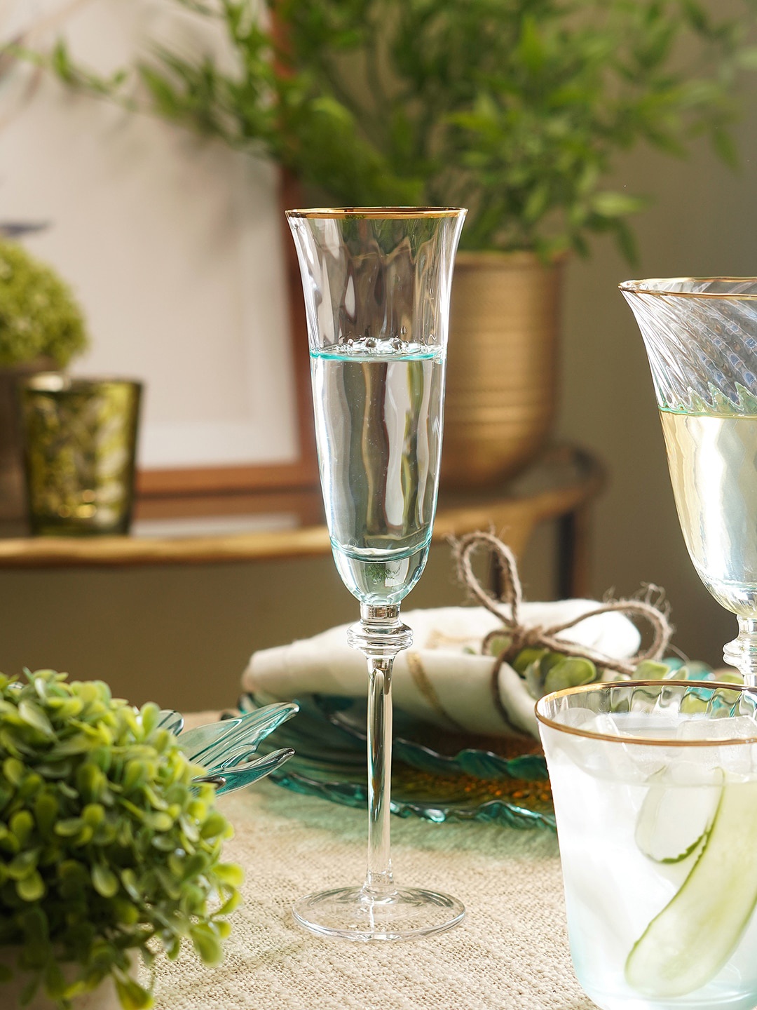 

Pure Home and Living Blue & Transparent 2 Pieces Textured Champagne Glasses