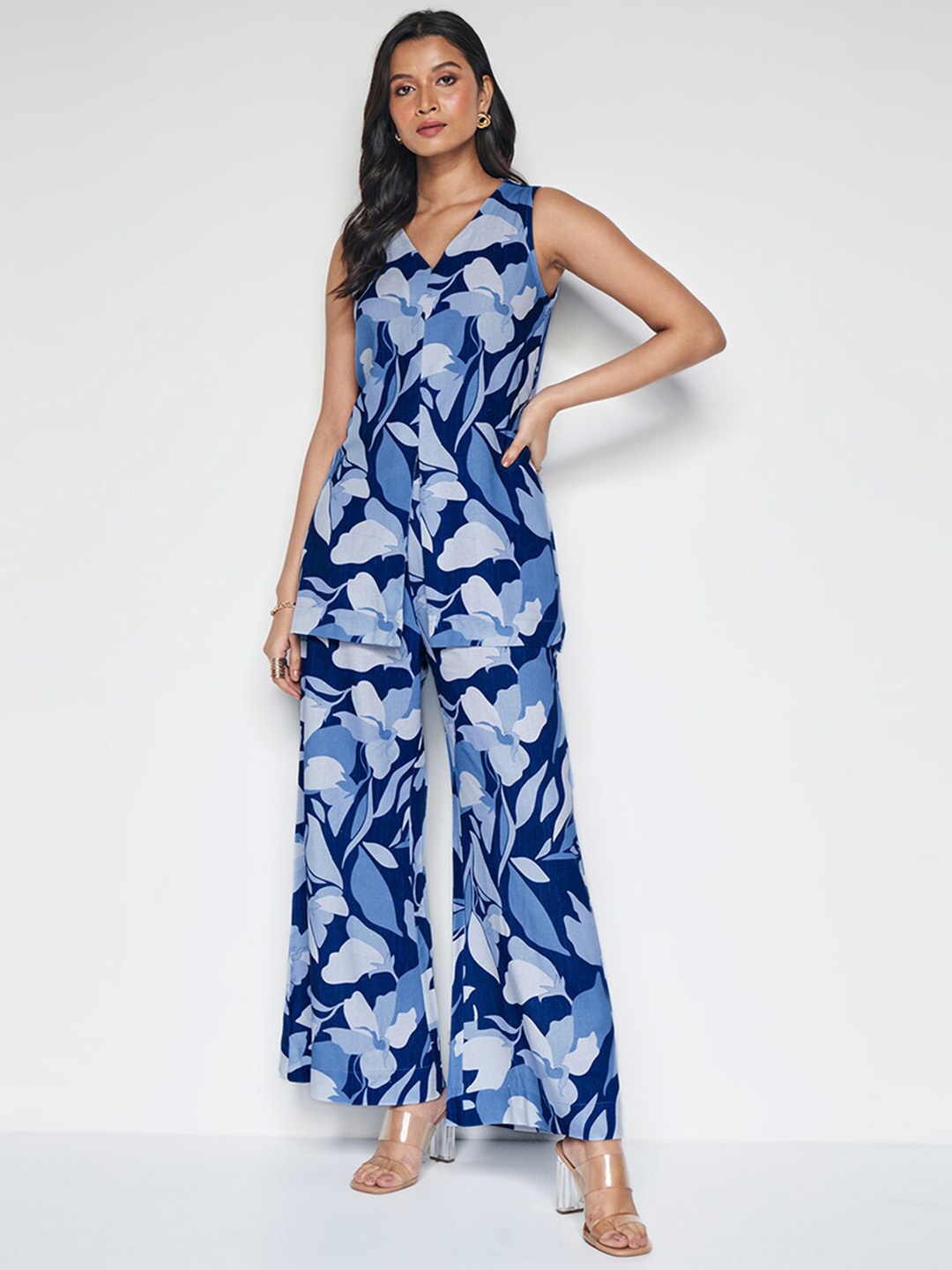 

AND Floral Printed Longline Top With Palazzos, Blue