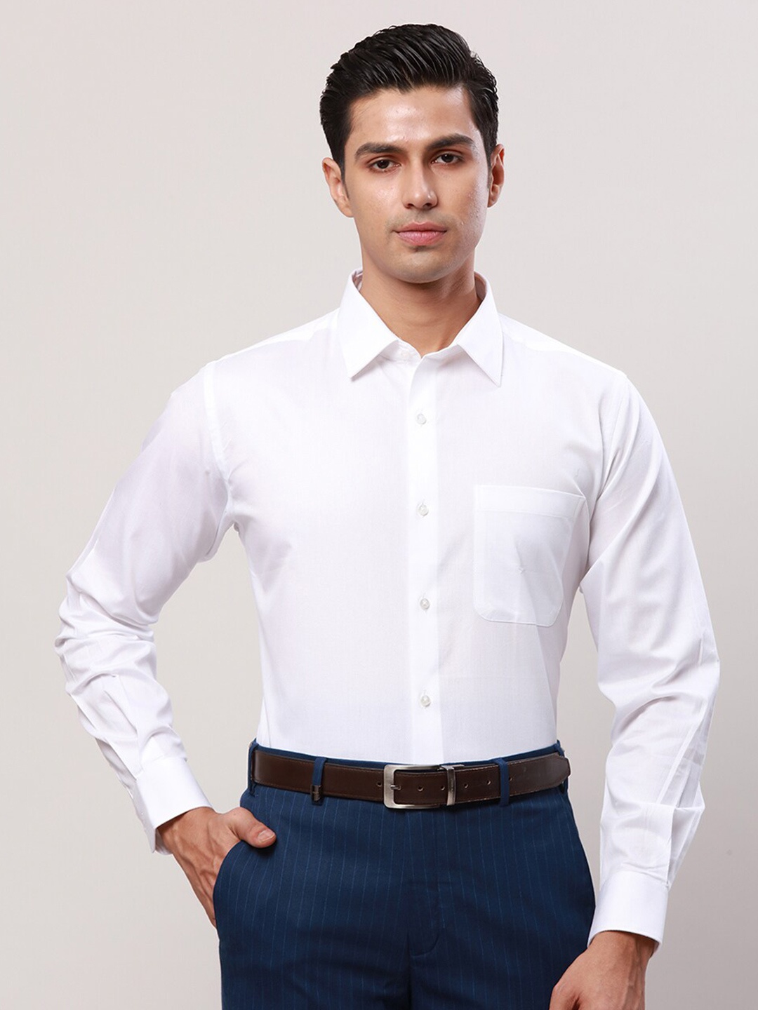 

Raymond Slim Fit Cutaway Collar Cotton Formal Shirt, White