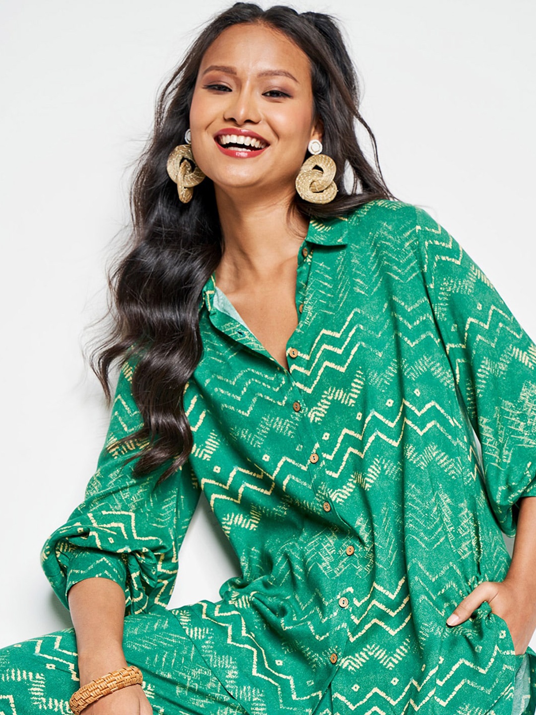 

Global Desi Printed Shirt With Trousers, Green