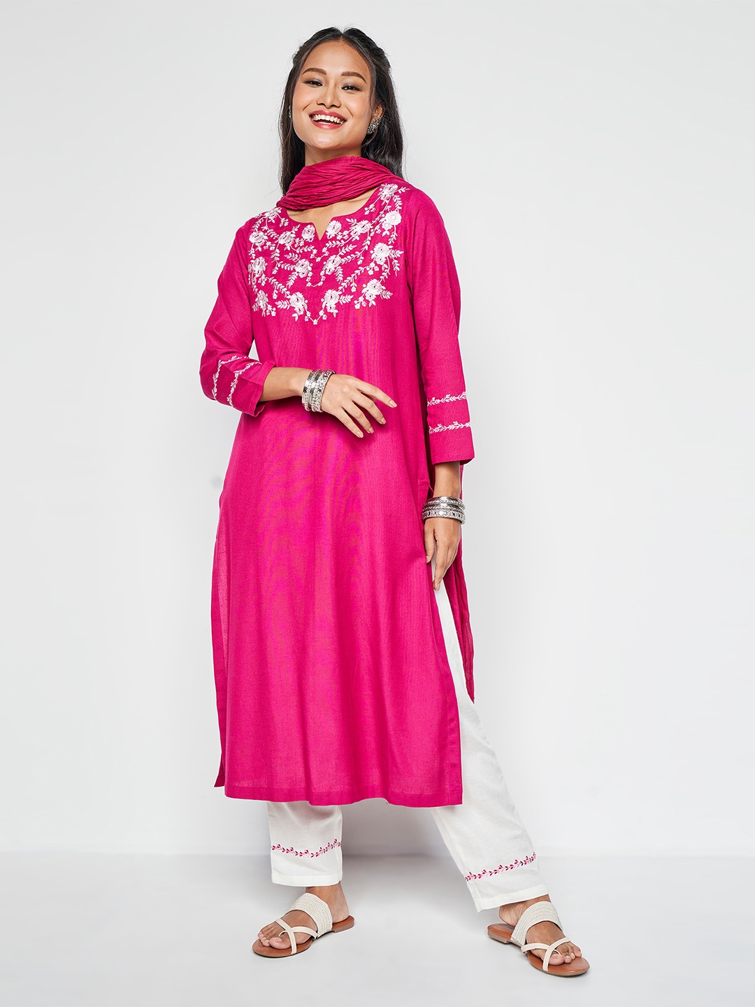 

Global Desi Floral Embroidered Straight Kurta with Trousers & Dupatta, Pink