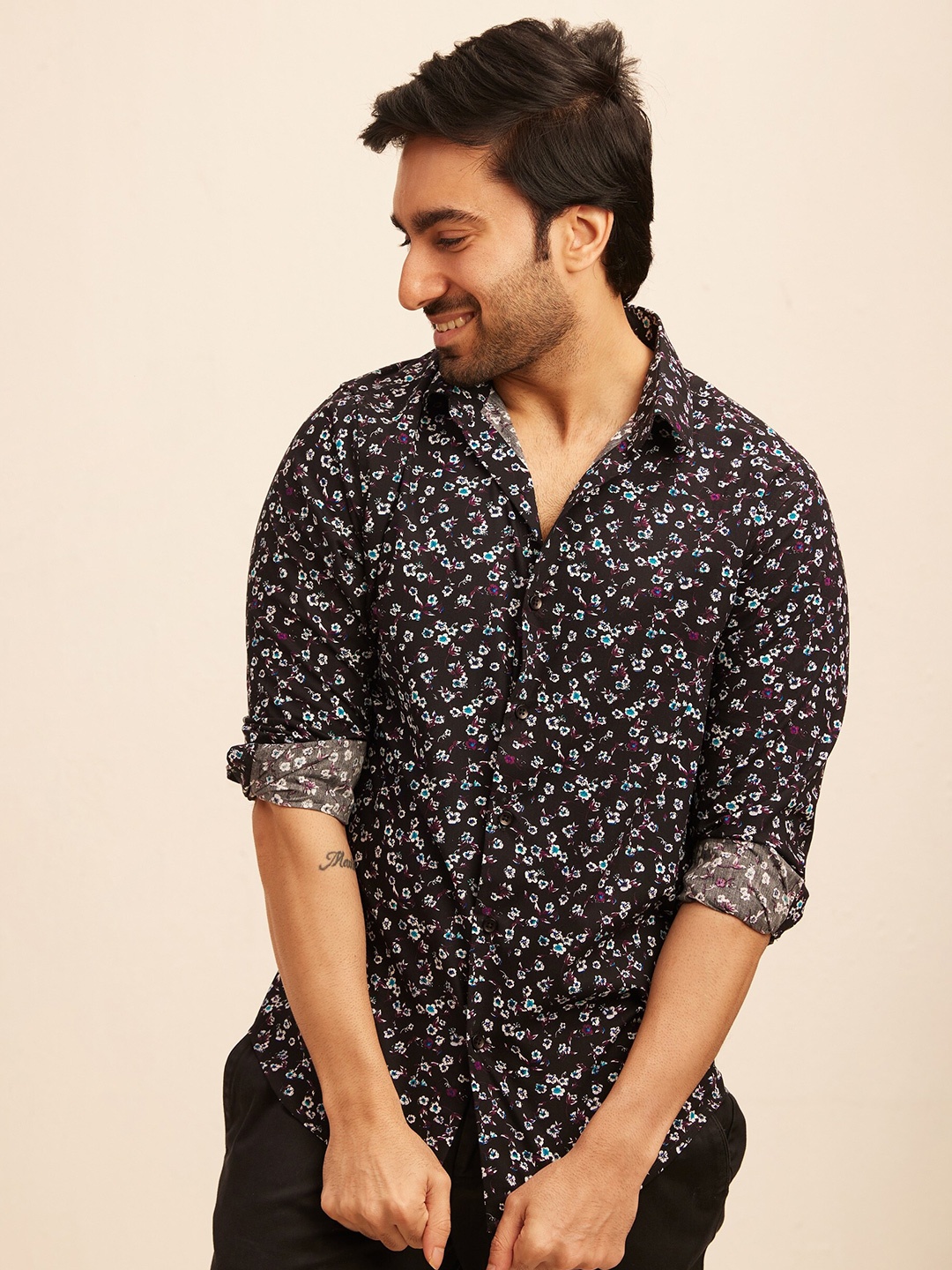 

The Bleu Label Classic Slim Fit Floral Printed Cotton Casual Shirt, Black