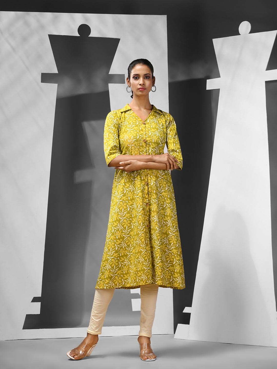Charukriti Women Floral Printed Mirror Work Kurta, Lime green