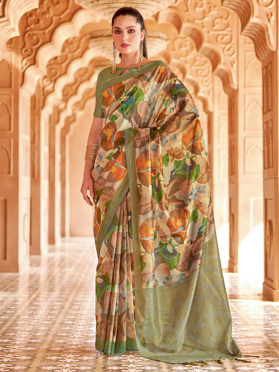 

Saree mall Beige & Orange Abstract Printed Zari Ornamented Sungudi Ethinic Saree