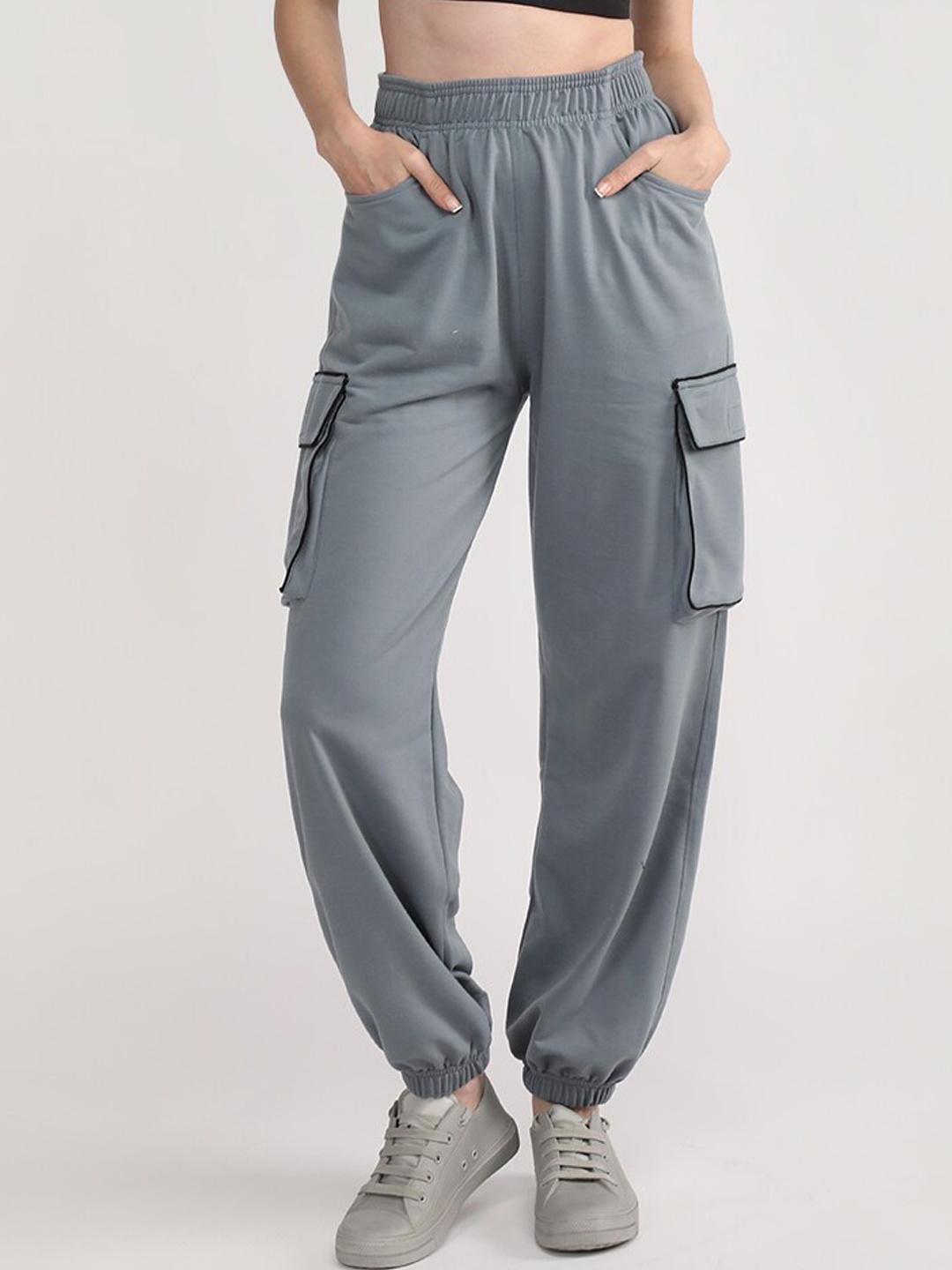 

CHKOKKO Women Relaxed-Fit Mid Rise Joggers, Grey