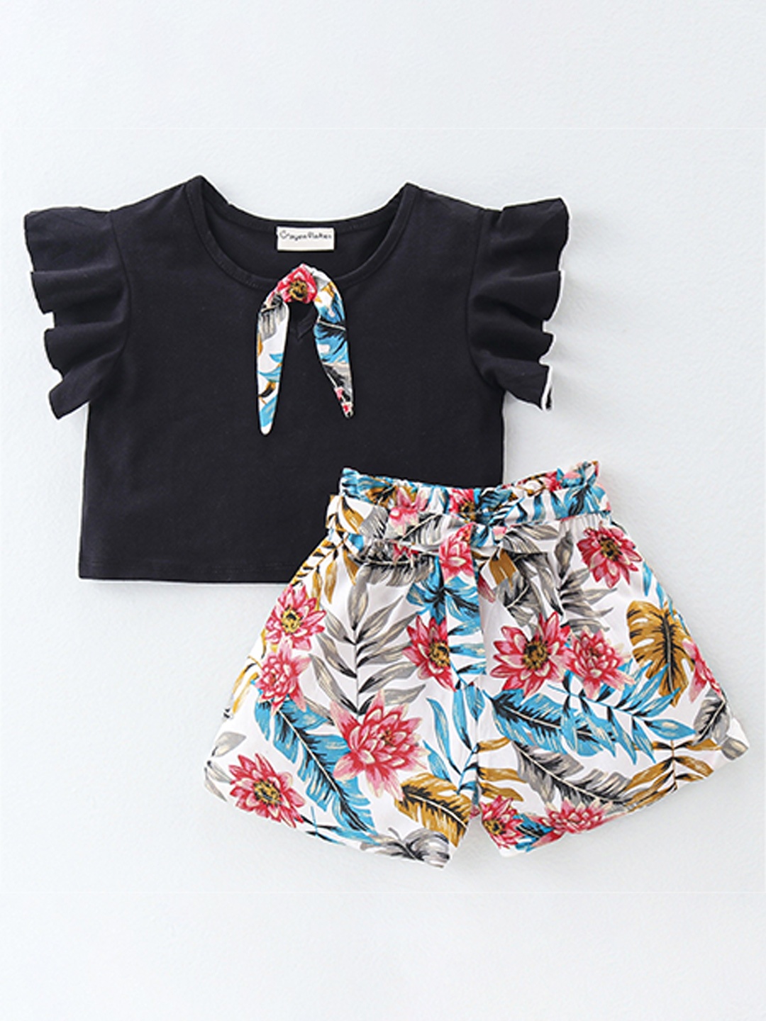 

CrayonFlakes Girls Floral Printed Futter Sleeve Top with Shorts, Black