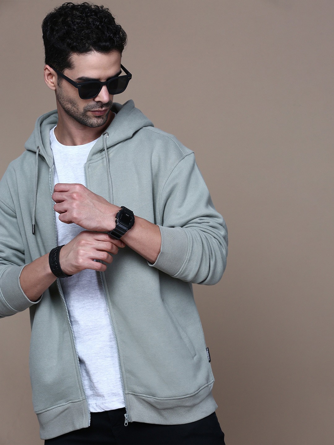 

The Roadster Lifestyle Co. Green Hooded Relaxed Fit Front-Open Sweatshirt