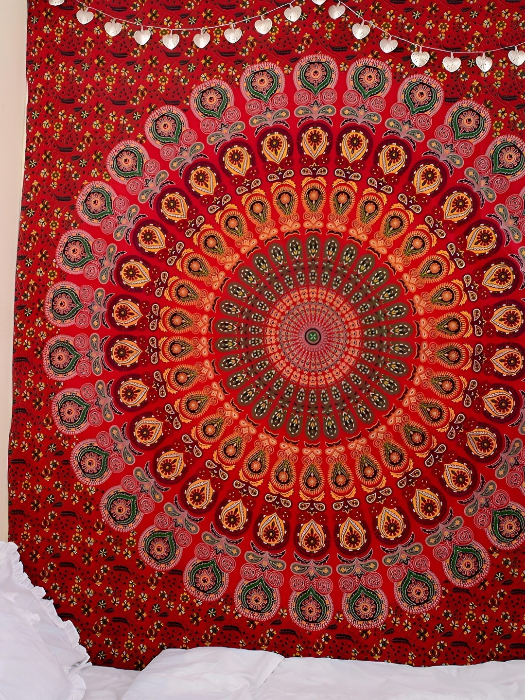 

dravy handicrafts Maroon Printed Cotton Tapestry