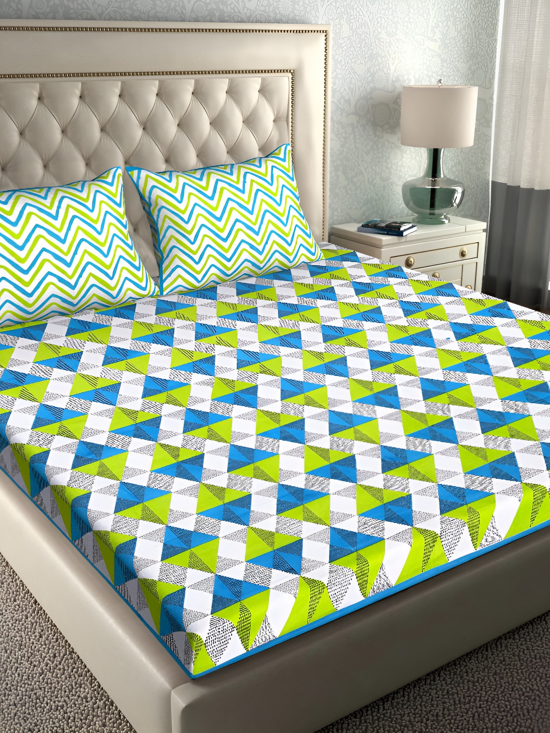 

Sohibe Blue & Green Geometric Printed 144 TC Cotton King Bedsheet With 1 Pillow Cover