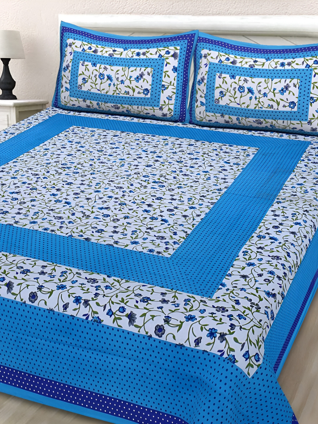 

Sohibe Pink 300 TC King Bedsheet with 1 Pillow Covers