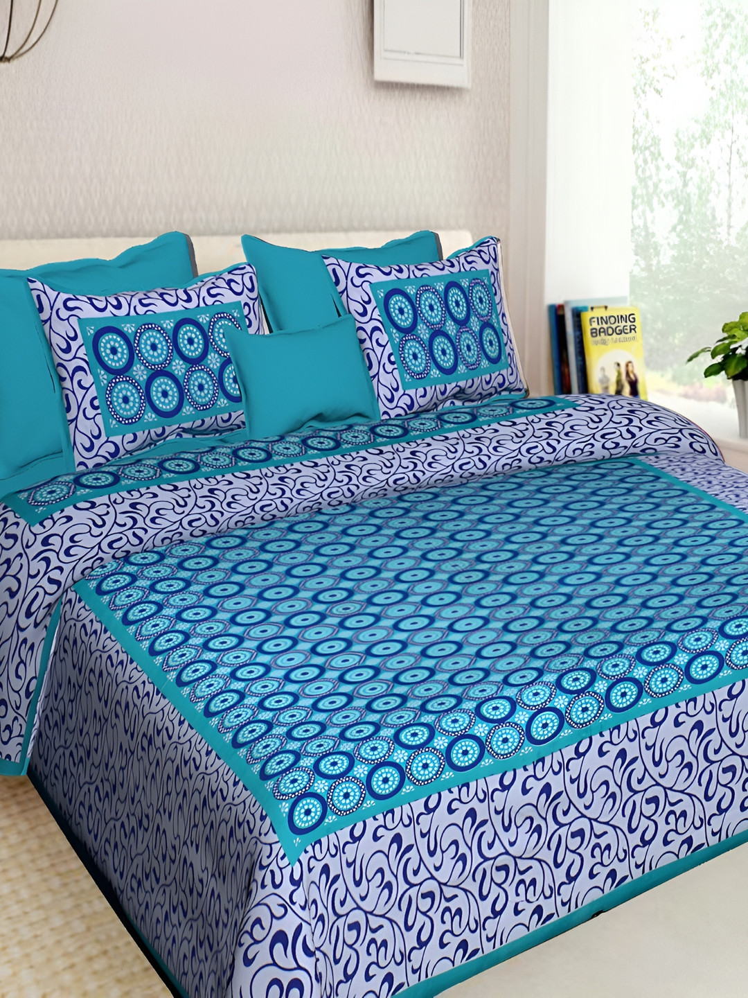 

Sohibe Green 300 TC King Bedsheet with 1 Pillow Covers