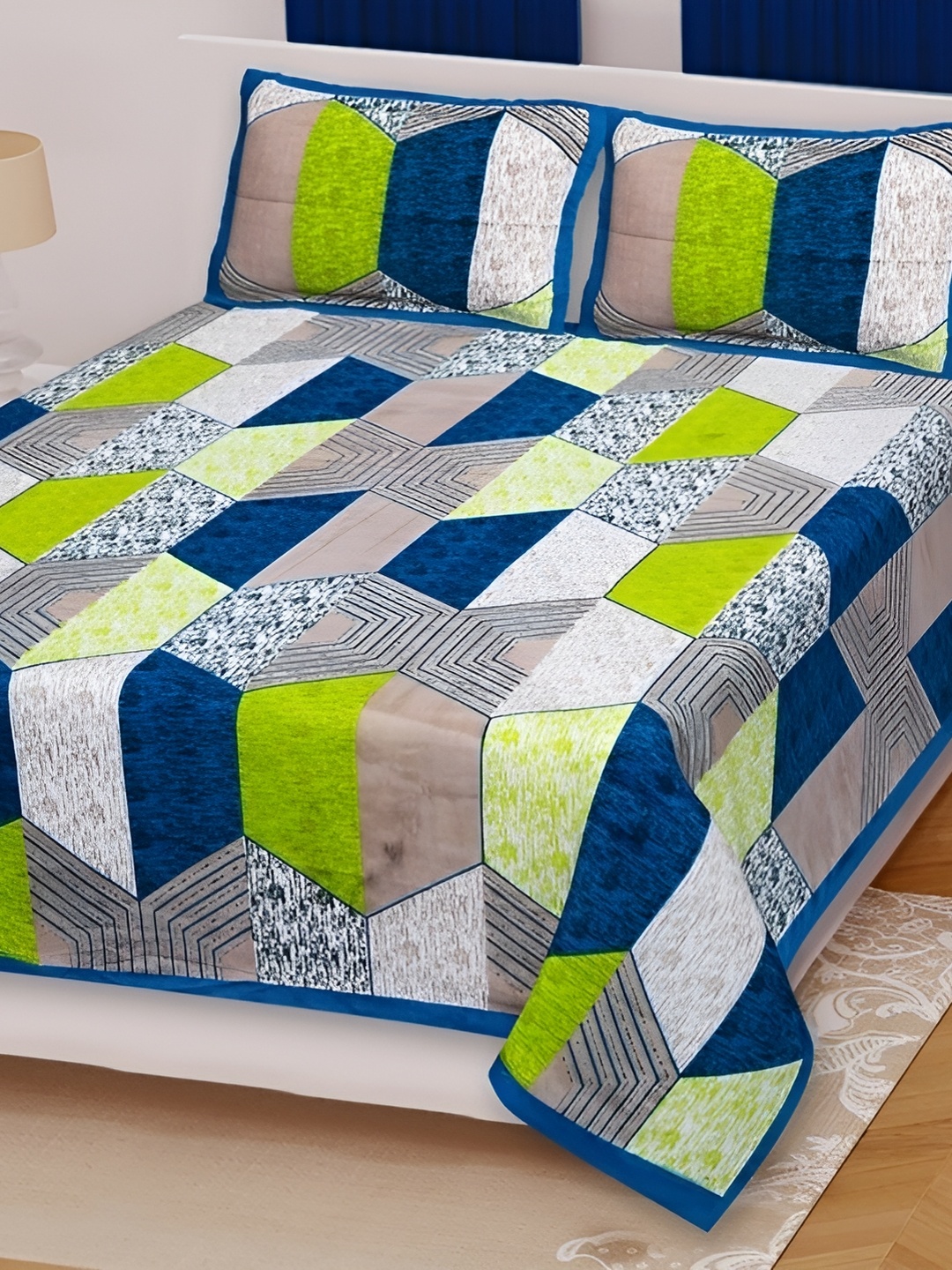 

Sohibe Blue & Green Geometric Printed 300 TC Cotton King Bedsheet With 1 Pillow Cover