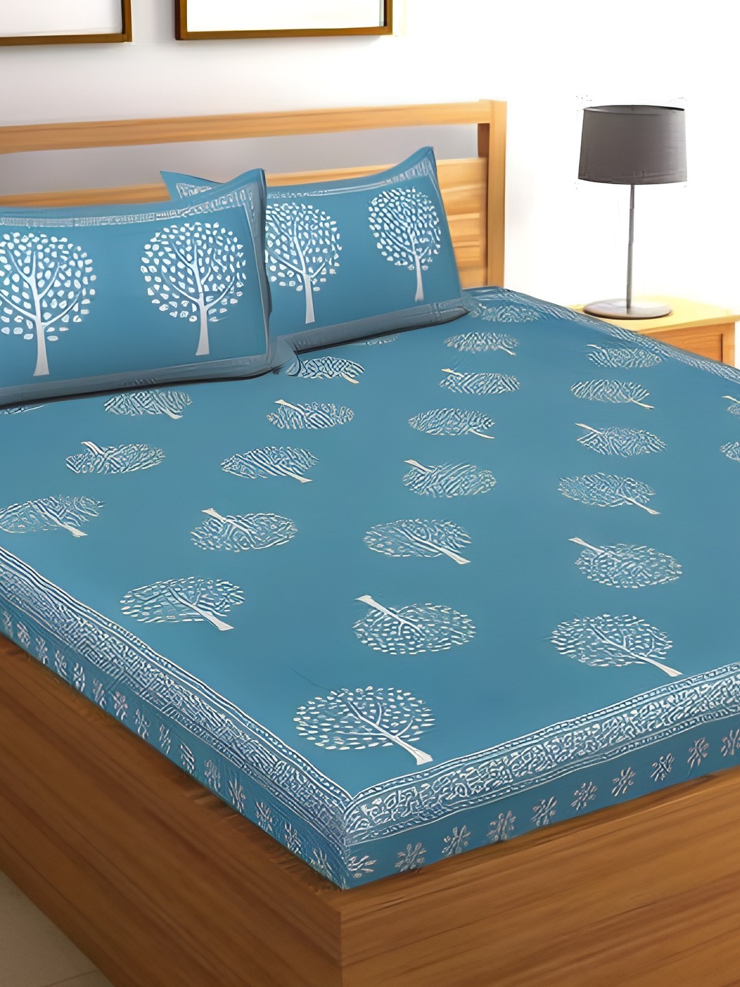 

Sohibe Multicoloured 120 TC King Bedsheet with 1 Pillow Covers, Multi