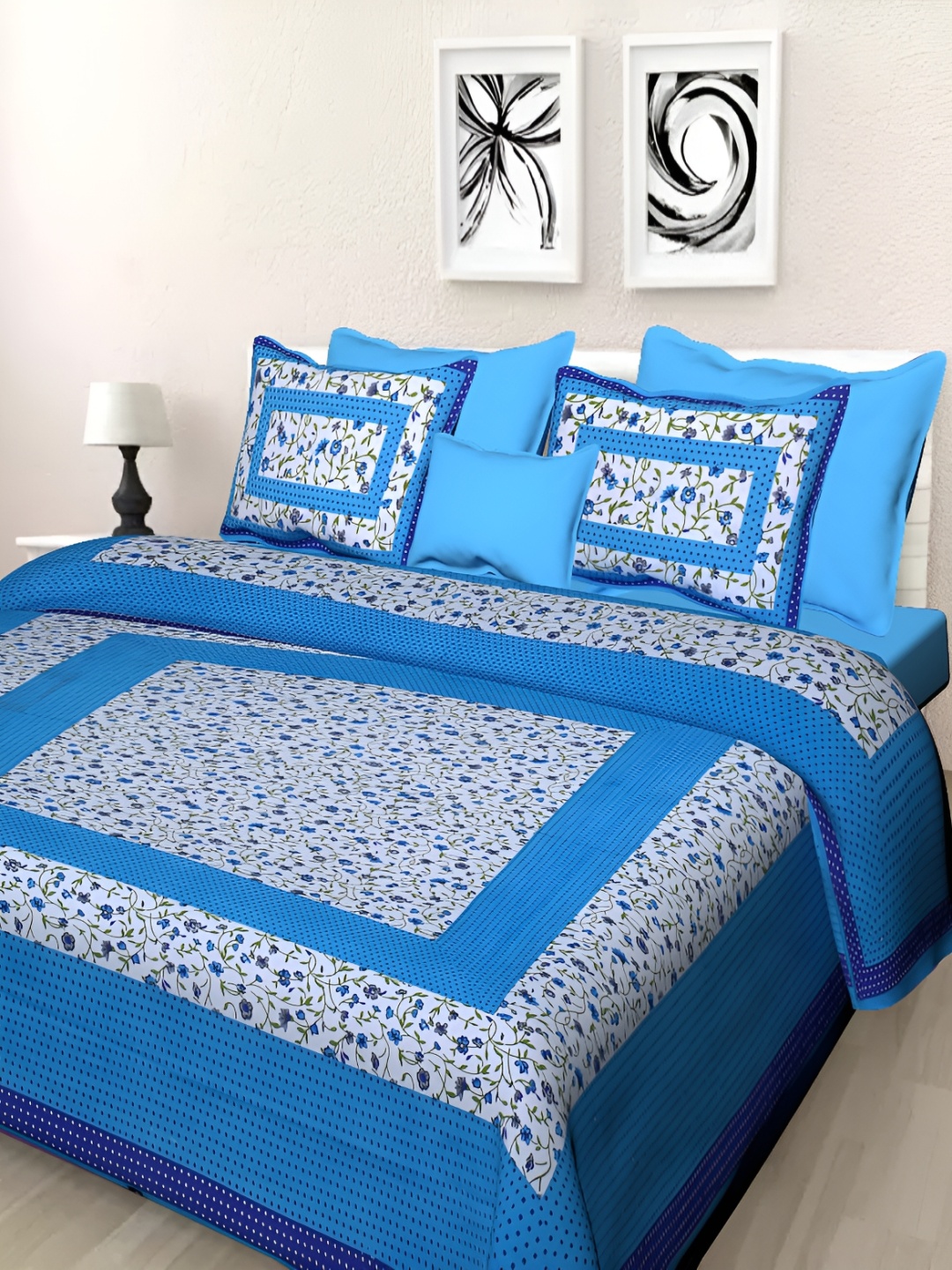 

Sohibe Blue & White Floral Printed Cotton 300 TC King Bedsheet With 2 Pillow Covers
