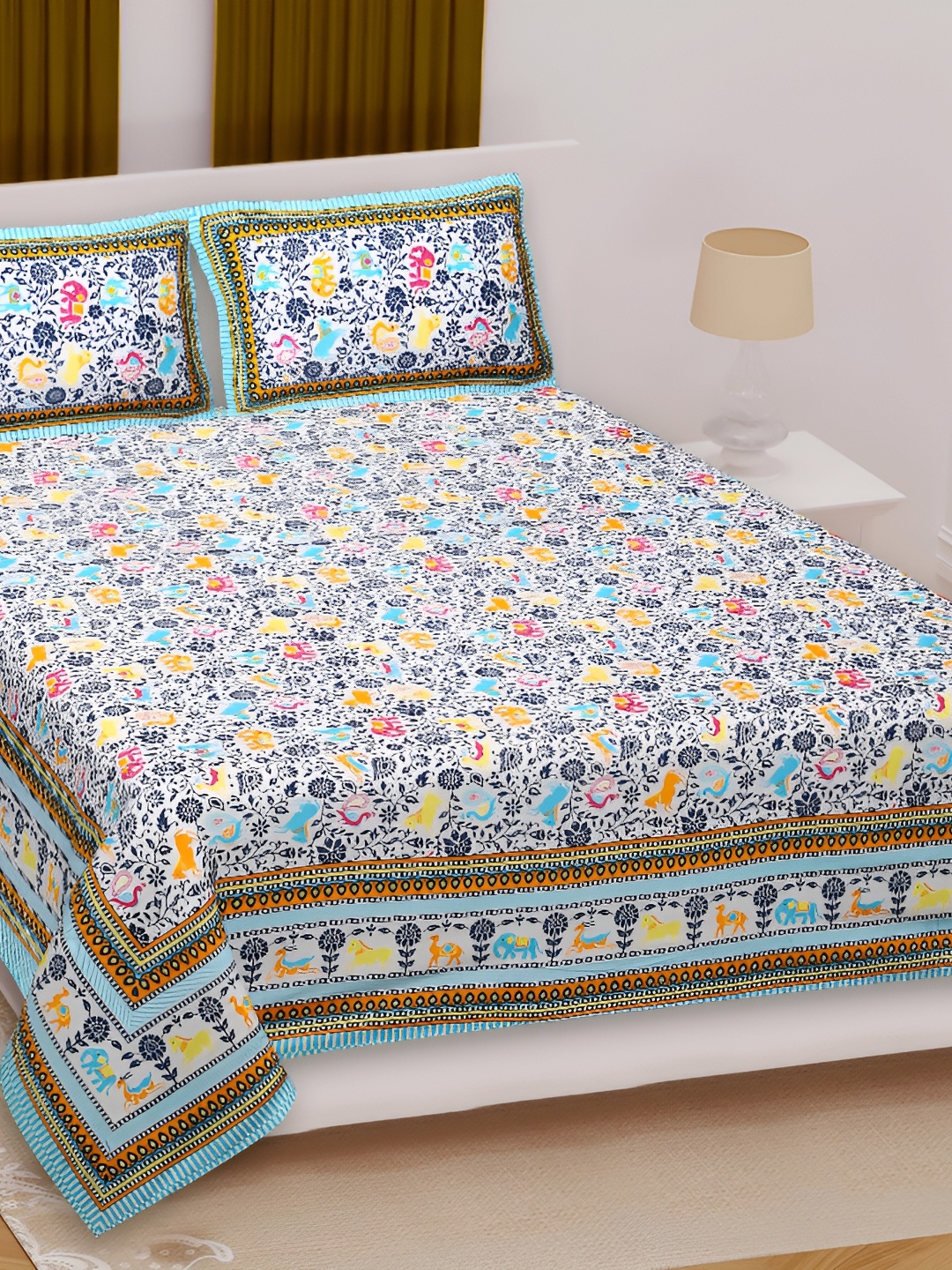 

Sohibe White Floral Printed Pure Cotton King Size Bed cover with 2 Pillow covers