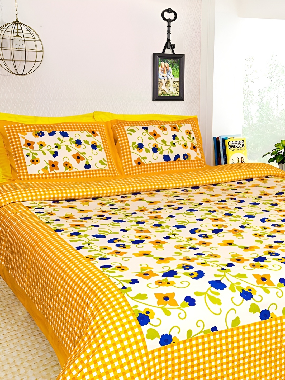 

Sohibe Yellow Floral Printed Pure Cotton King Size Bed Cover With Pillow Cover