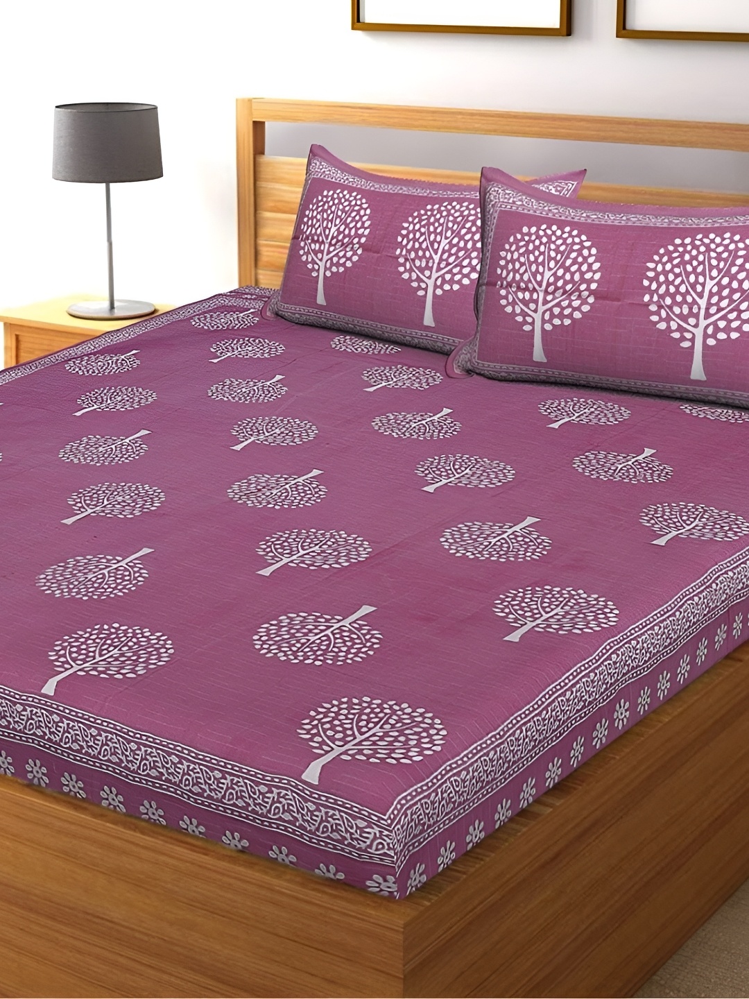 

Sohibe Purple Ethnic Motif Printed Pure Cotton King Size Bed cover with 2 Pillow covers