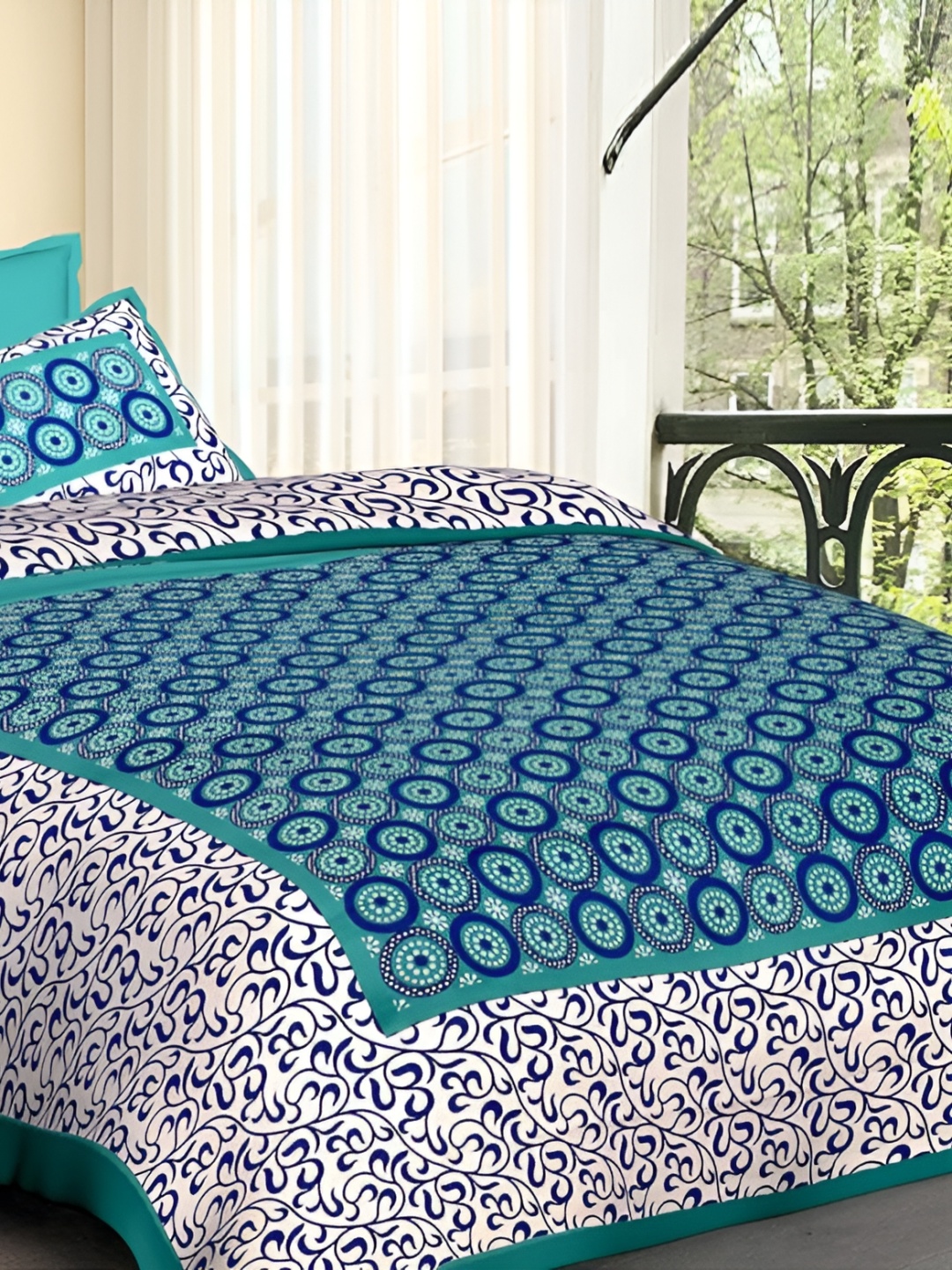 

Sohibe Blue Ethnic Motif Printed Pure Cotton King Size Bed Cover With Pillow Cover