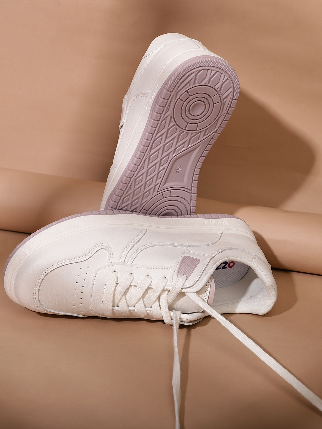 

OZZOH Women Lace Up Sneakers, White